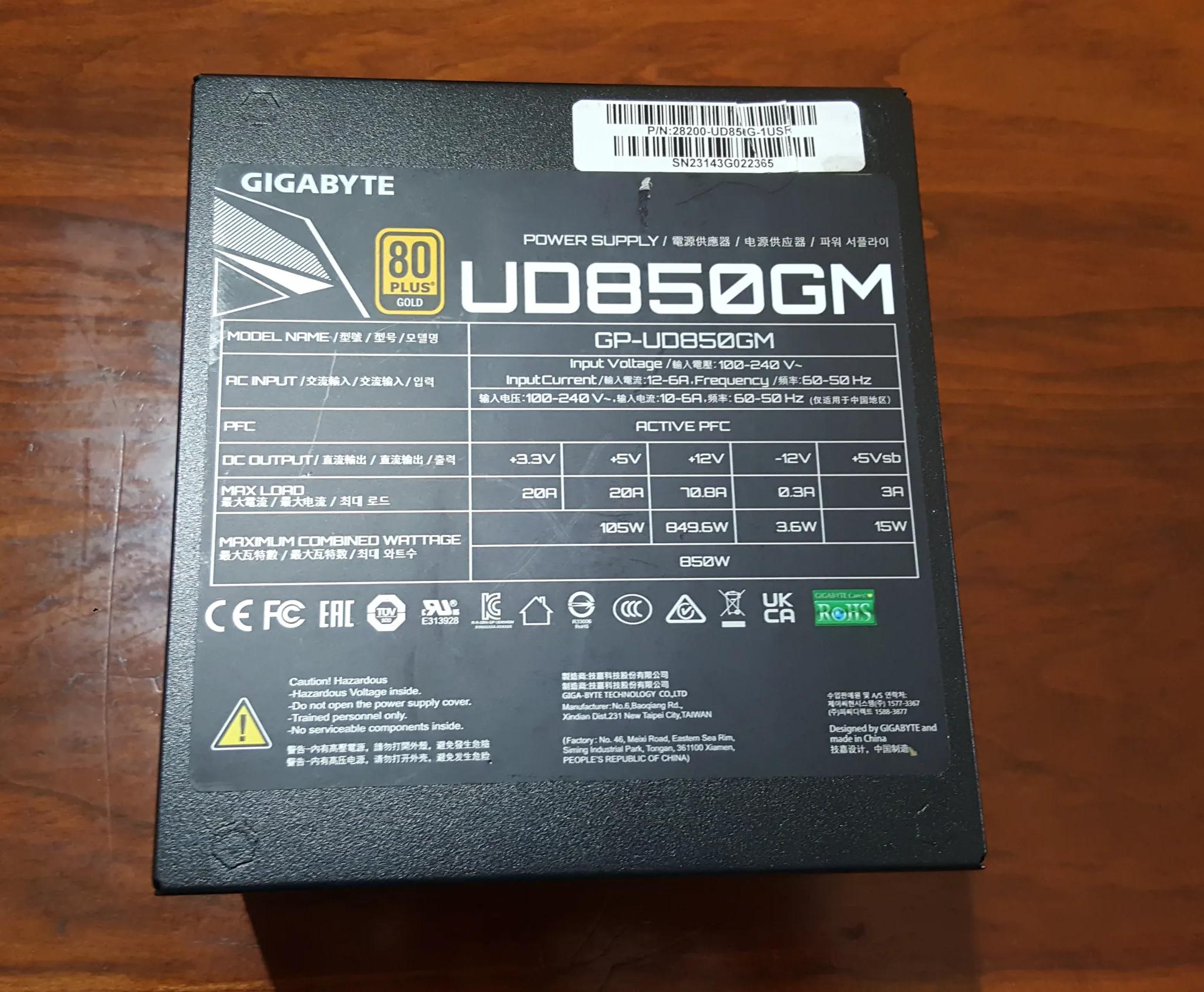 GIGABYTE UD850GM - INLCUDES CABLES | FOR PARTS | NOT WORKING