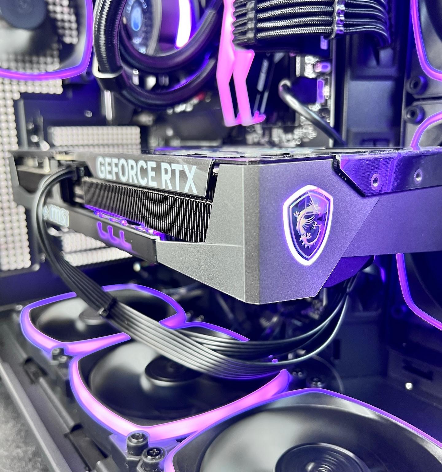 AMD Ryzen 7 7800X3D/RTX 5070 Ti 32GB DDR5 RAM 2TB M.2 Win 11 Pro