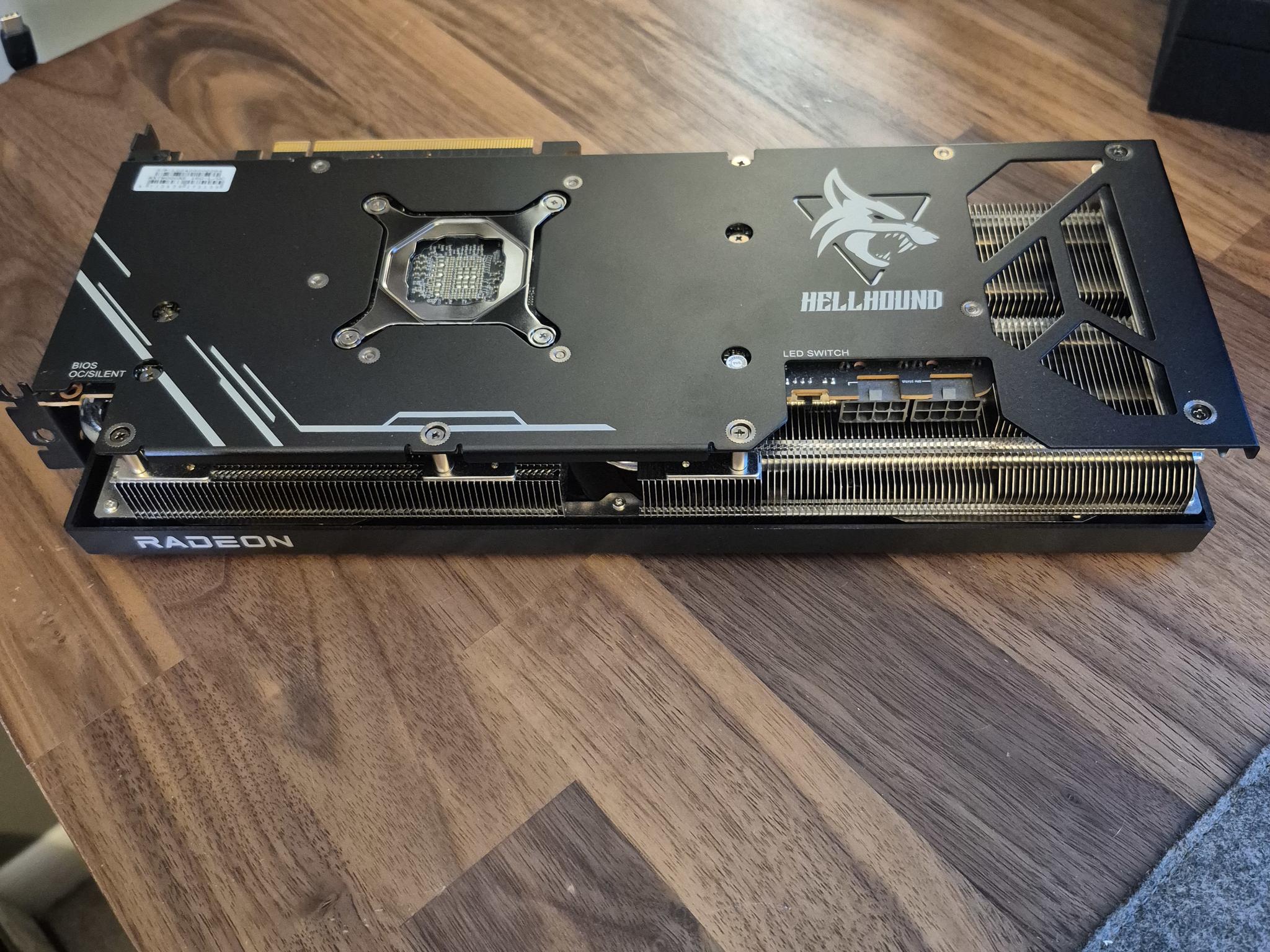 RX 7900 GRE 16 GB