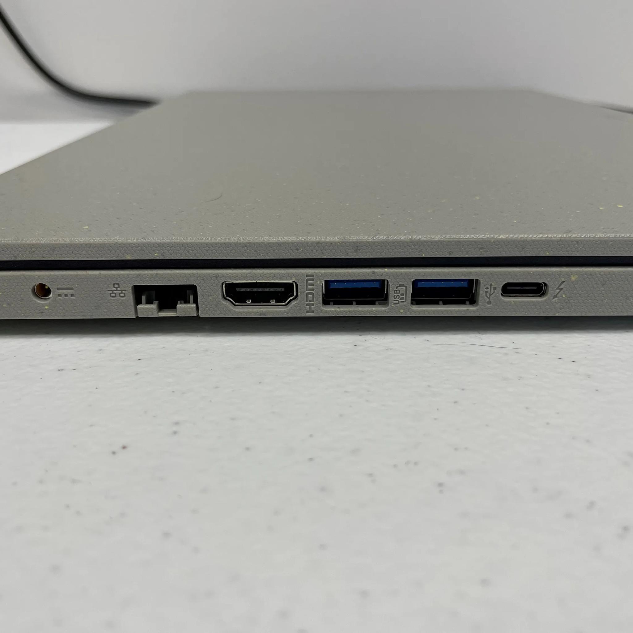 Acer Aspire Vero + Dell Thunderbolt Dock