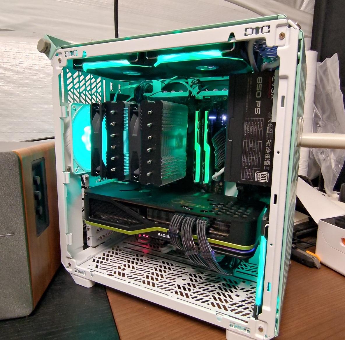 🐍The Green Meanie🐍 | Ryzen 5900X | 6950XT | 64GB DDR4 | 1TB PCIE NVME 4.0 | Lian Li Unifans