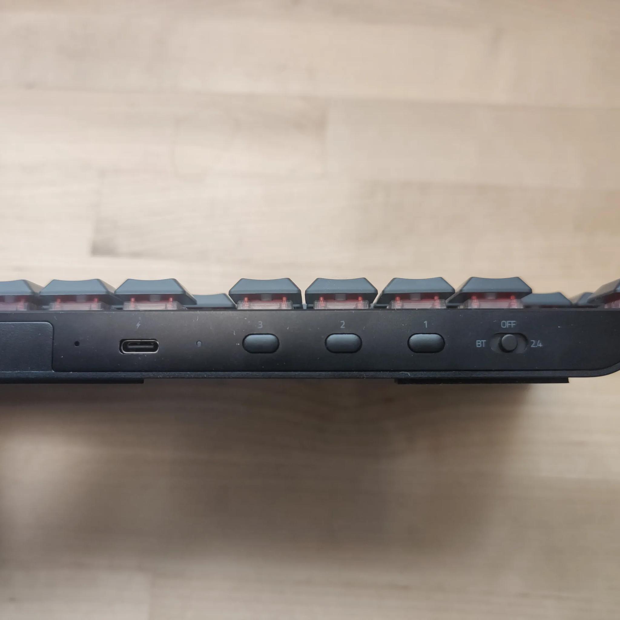 Razer Deathstalker V2 Pro Tenkeyless