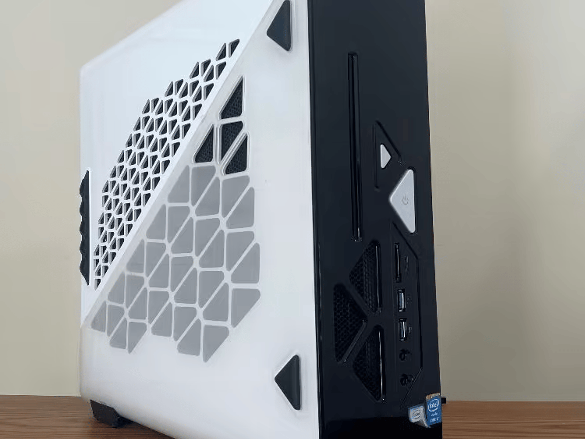 IBuypower revolt ITX PC CASE