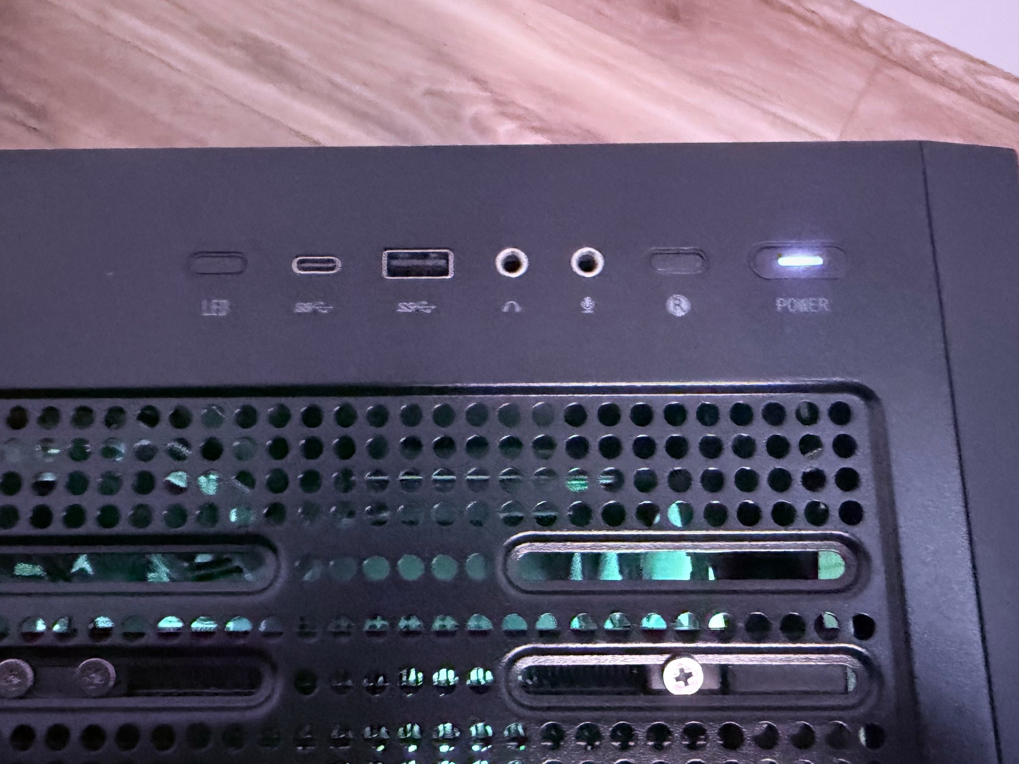 💪🏋️‍♂️"Big Papa"🏋️‍♂️💪 | 1440p/4k Gaming | RTX 4070 Super | Ryzen 9 7900X | 32GB DDR5 | 2TB NVME