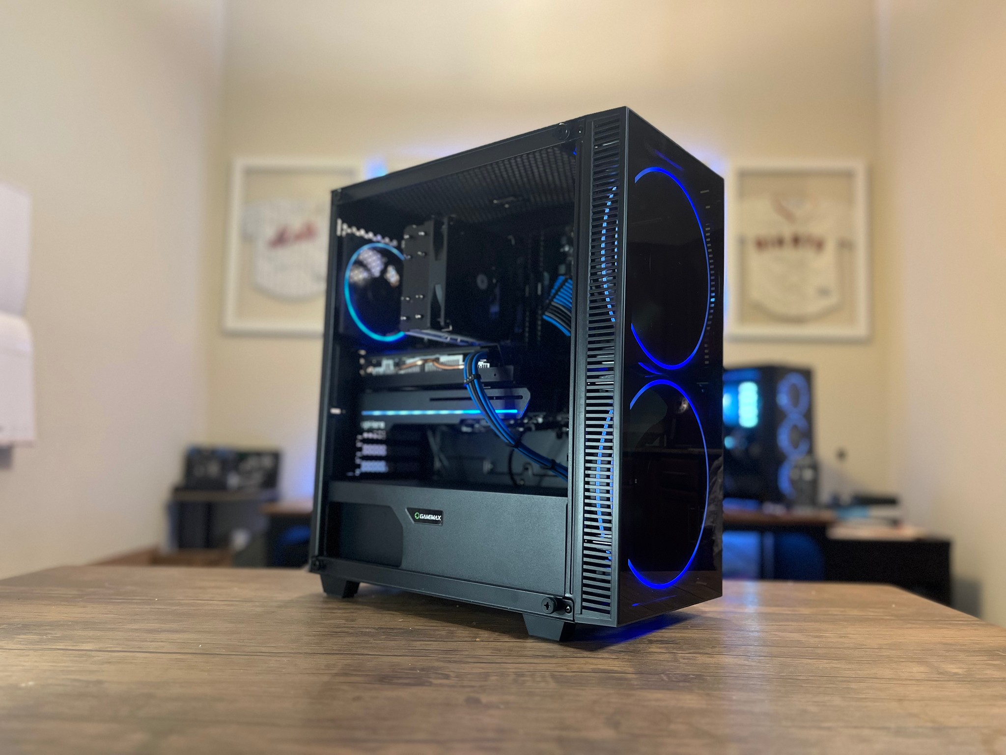 Black/Blue Gaming PC(RX 580 8GB +  RYZEN 3 1200)