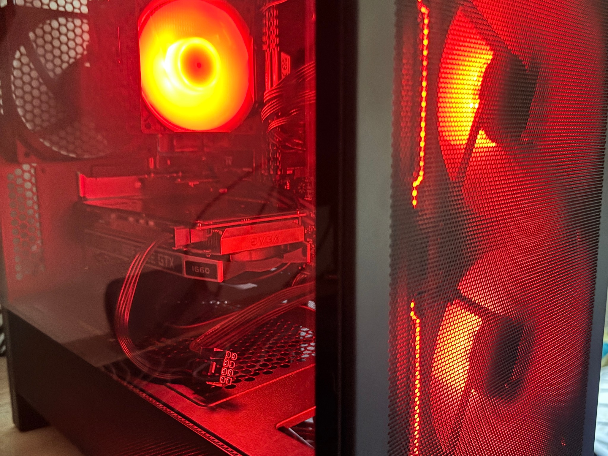 Gaming PC – GTX 1660 / Ryzen 5 3600X / 16GB RAM / 1TB SSD