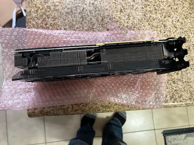EVGA GeForce RTX 2080 Super FTW3 Ultra Gaming Overclocked Triple-Fan 8GB GDDR6 PCIe 3.0 GPU