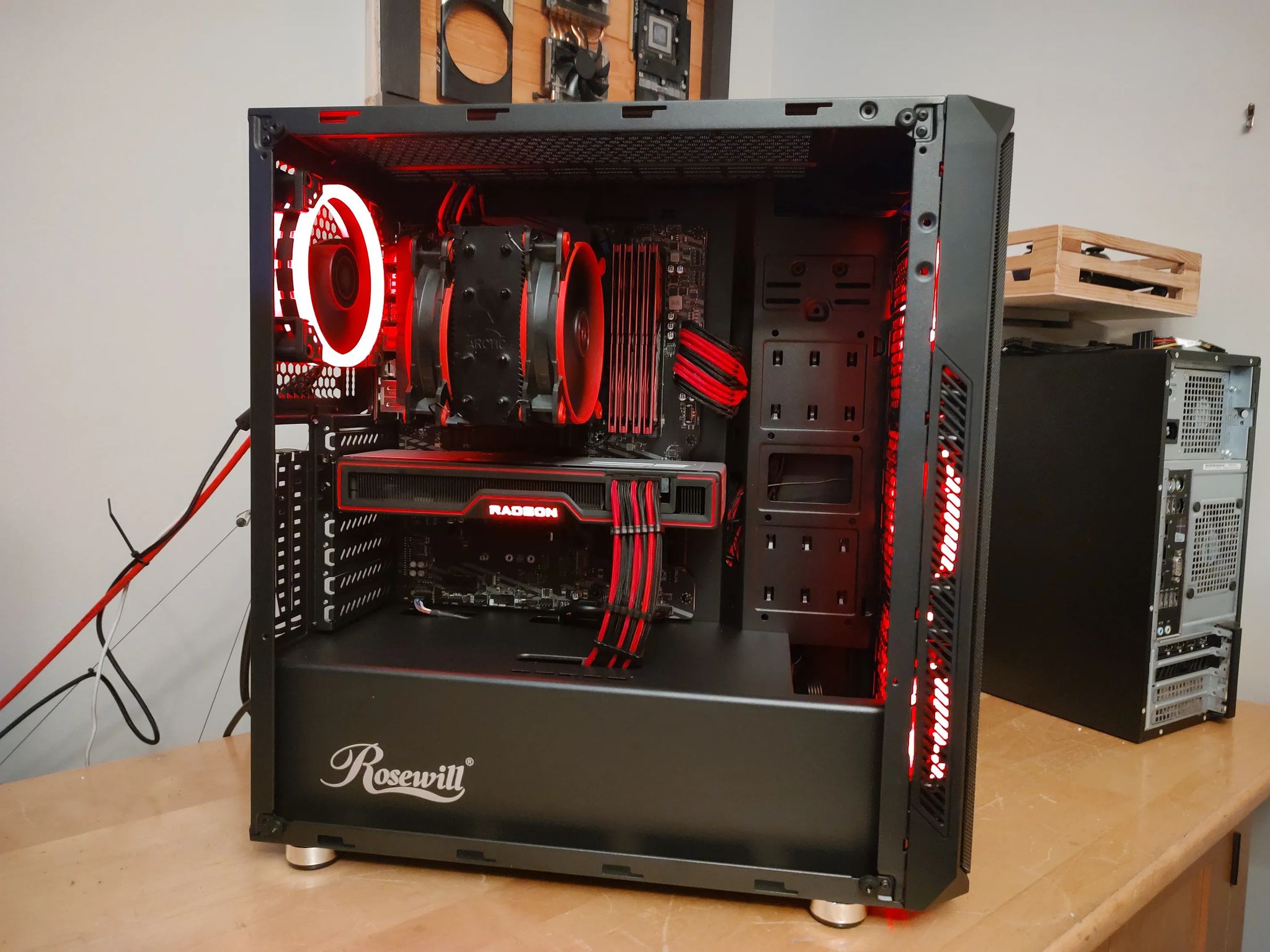 Gaming PC - Ryzen 7 5800X, RX 6700XT, 32GB RAM, 1TB NVME