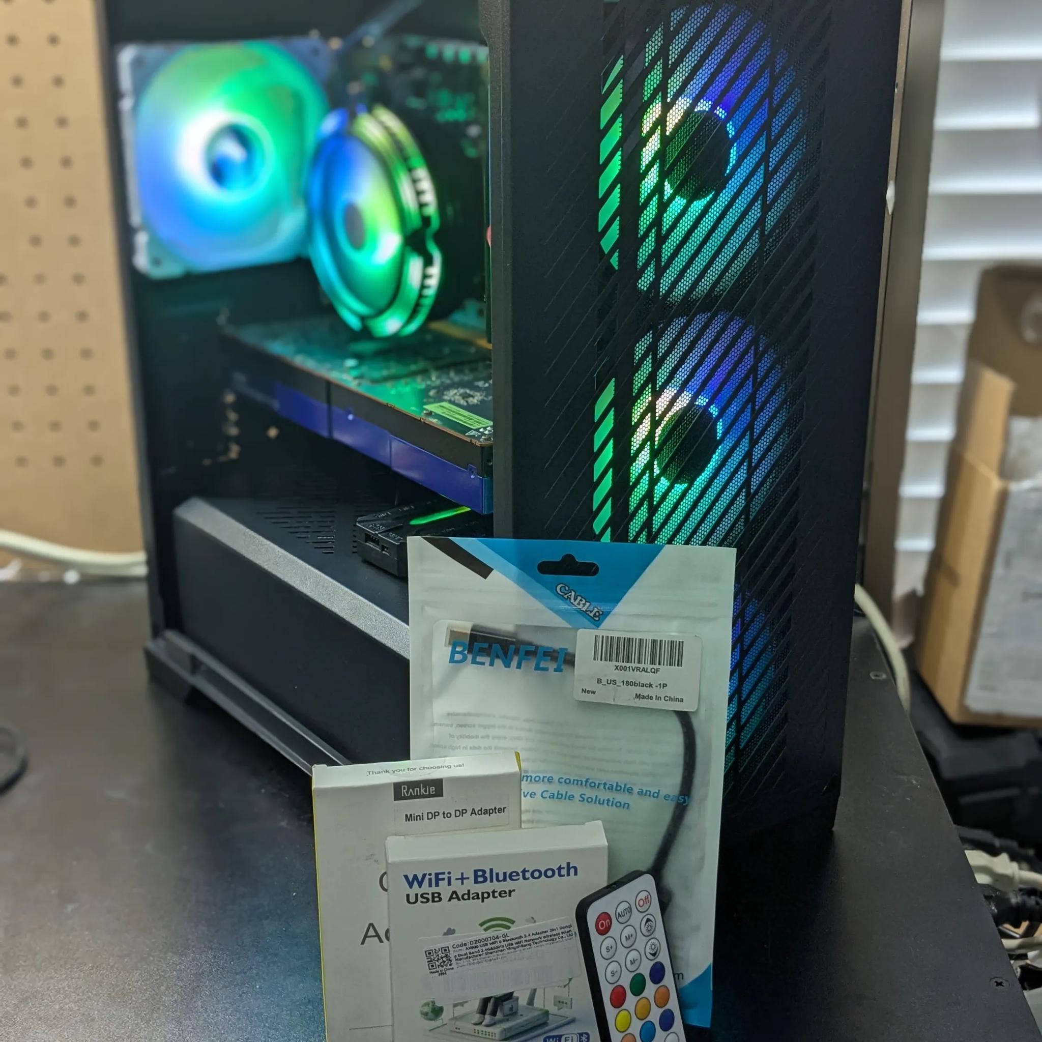 Workstation Gamer | 8 Core Xeon (same as i7), 32GB RAM, 8GB AMD W5700, 480GB SSD, Win11, RGB, Wifi