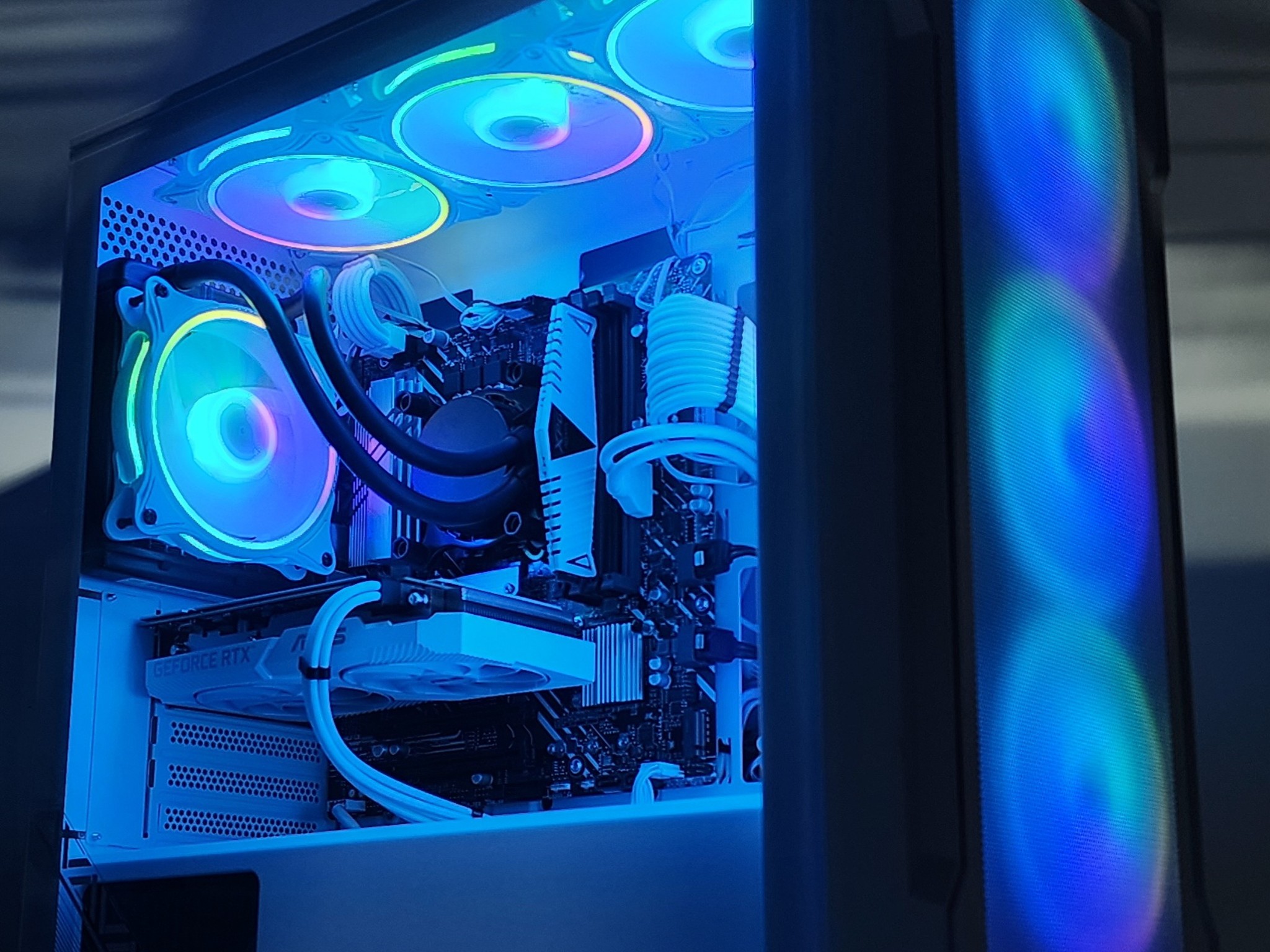 Gaming PC i5-12400F 16GB RAM 256GB SSD + 500GB HDD RTX 3060 8GB Win11 Computer