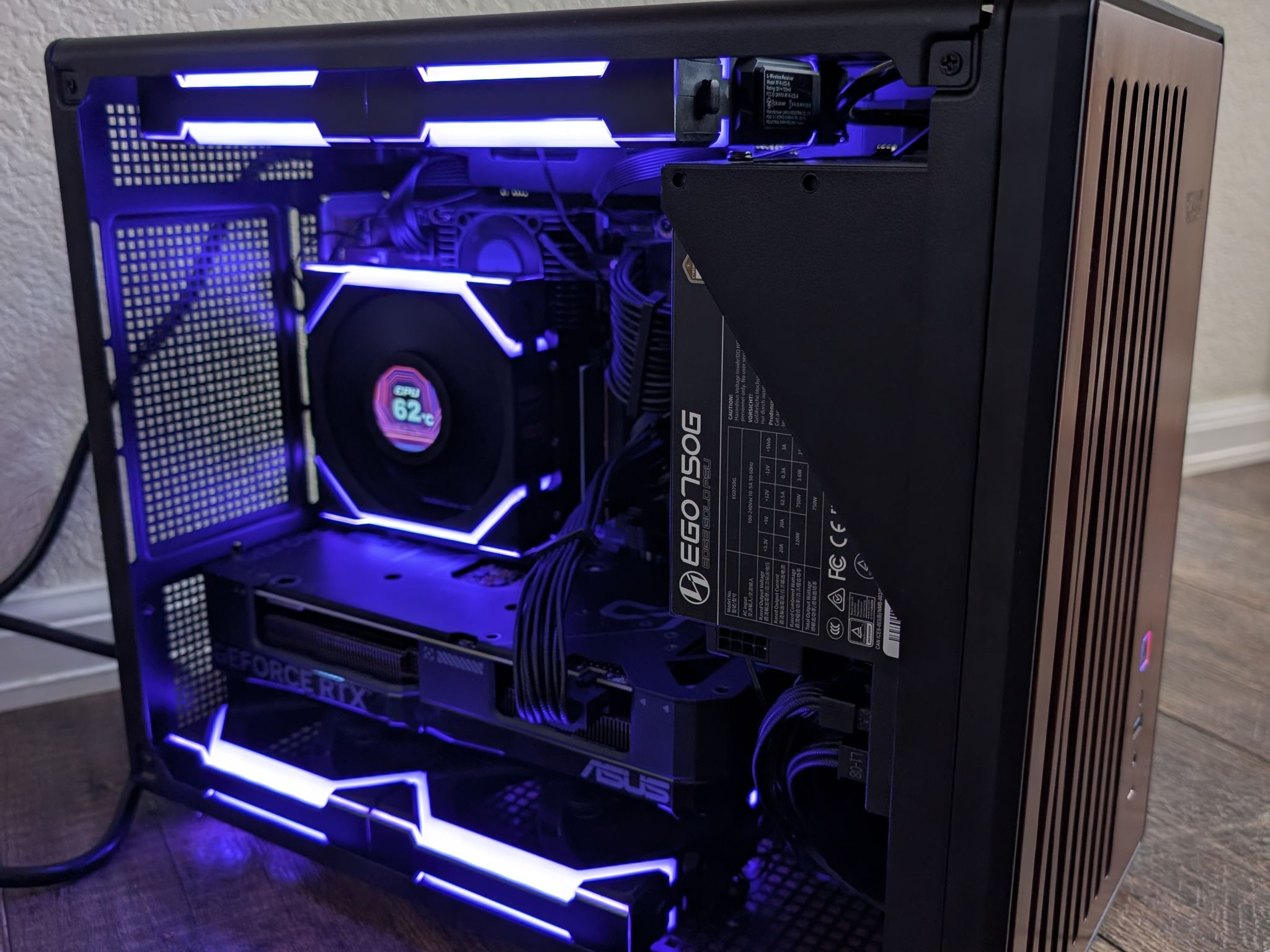 Minisforum BD770i 7745HX ITX Build! | 4070 Super | 2TB NVME | 48GB DDR5