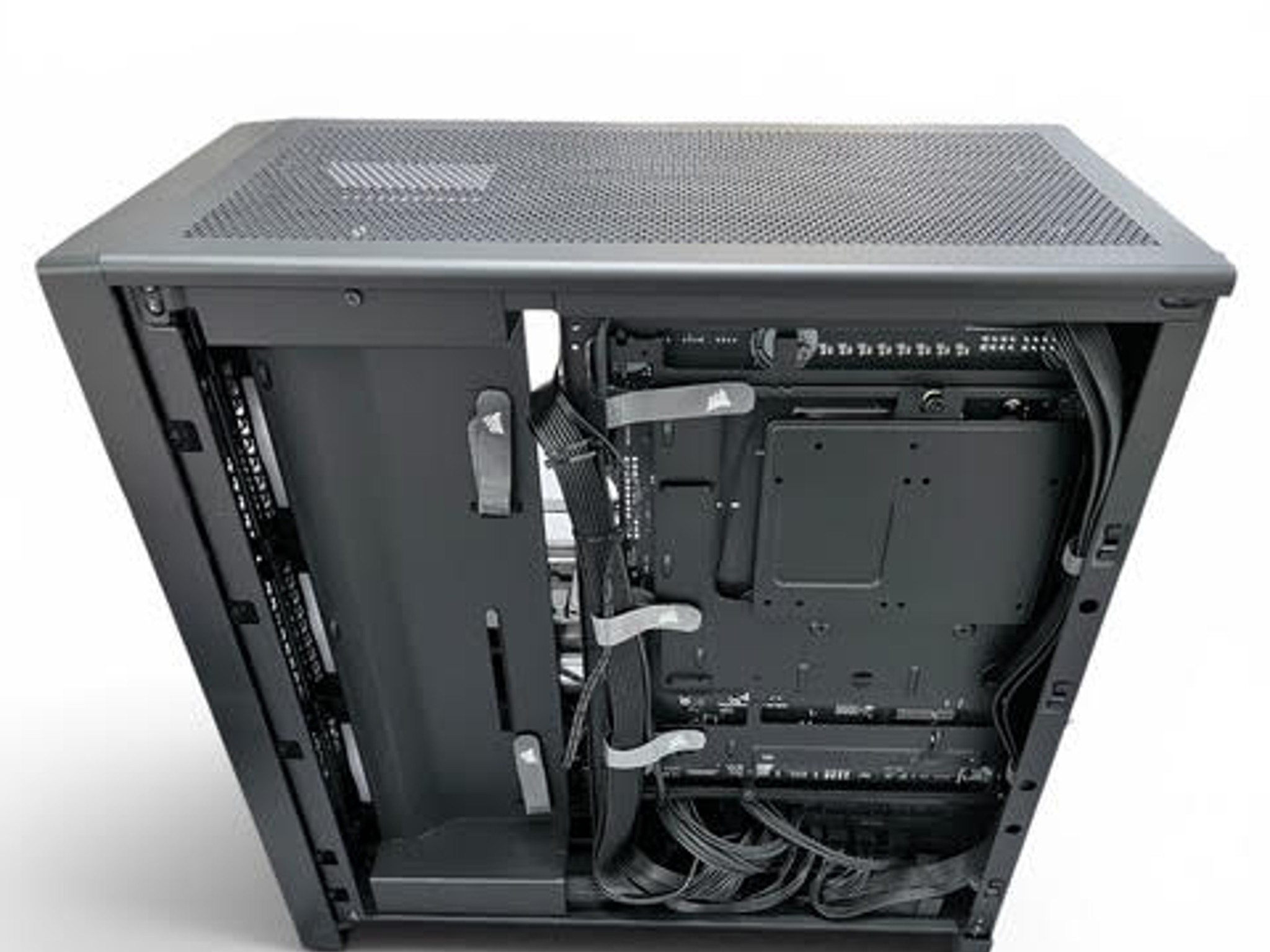 Corsair FRAME 4000D Gaming PC – Ryzen 9 9950X3D, RX 7900 XTX 24GB, 64GB DDR5, 2TB Gen5 SSD