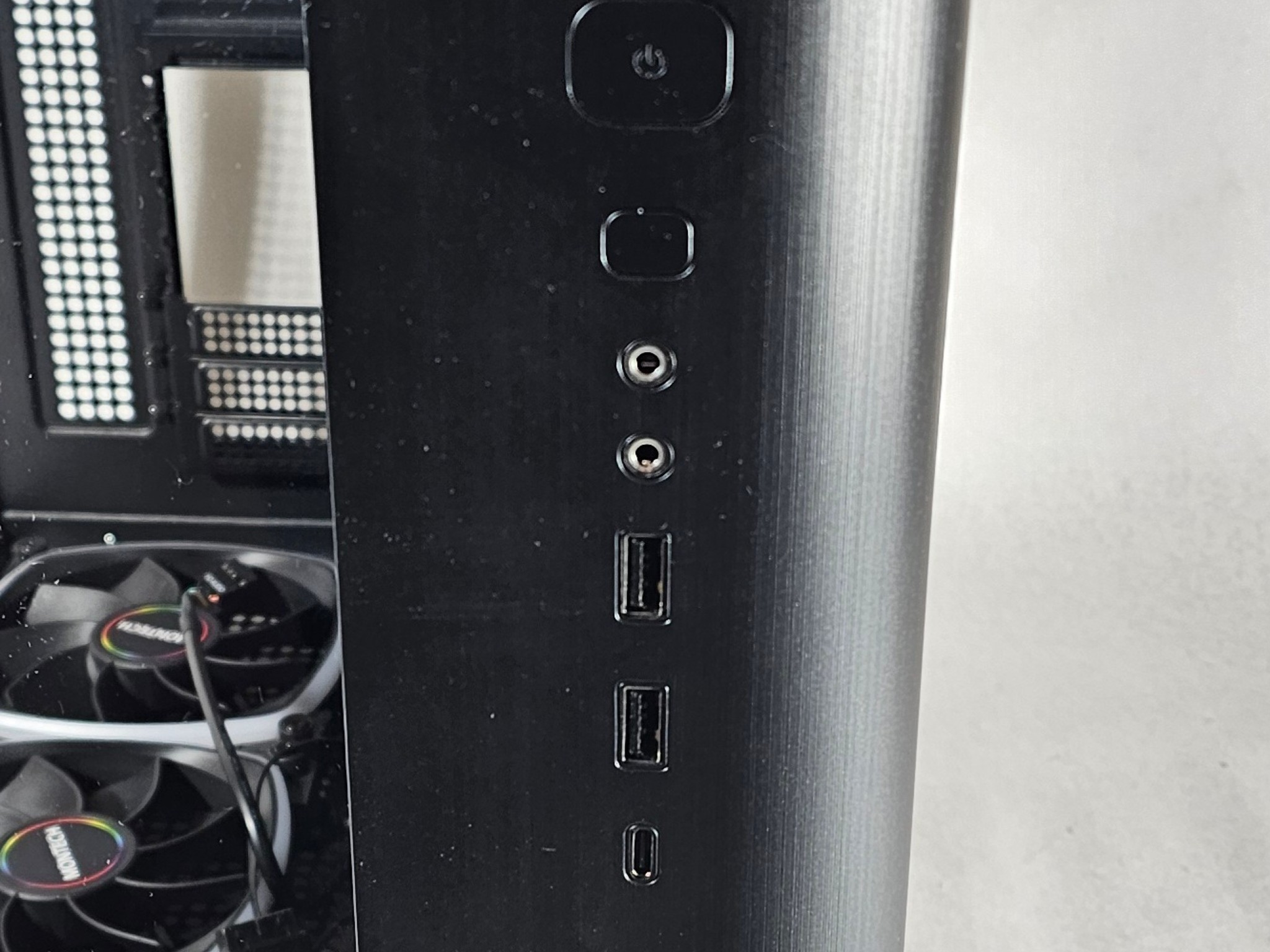 Montech PC Case with Tempered Glass and Front Mesh