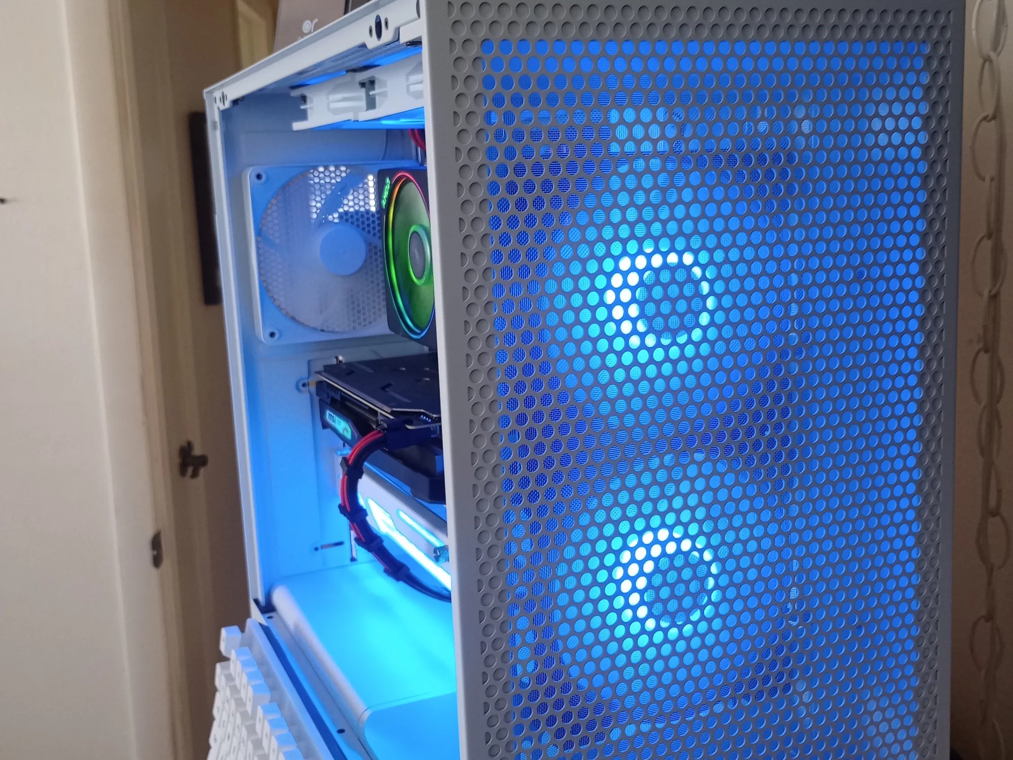 Newly Built 1080p gaming desktop w/Ryzen 5 3600/ RTX 2060 Super w/ 8GB VRAM