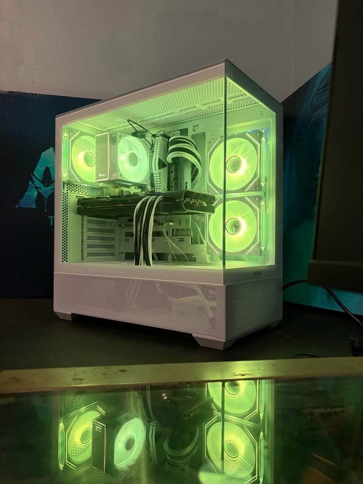 RX 5700XT|Ryzen 5 4500|32GB RAM|1TB M.2 SSD|Windows 11 Pro
