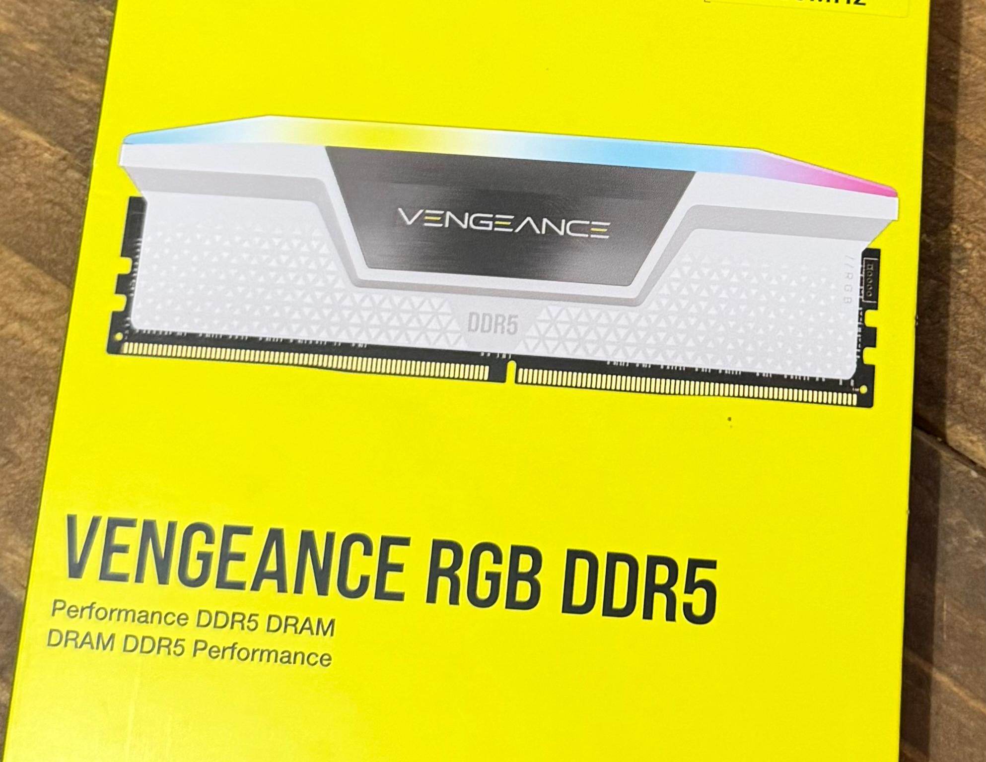 Corsair Vengeance RGB 32 GB (2 x 16 GB) 32GB DDR5-7200 (2x16GB) - Image 1