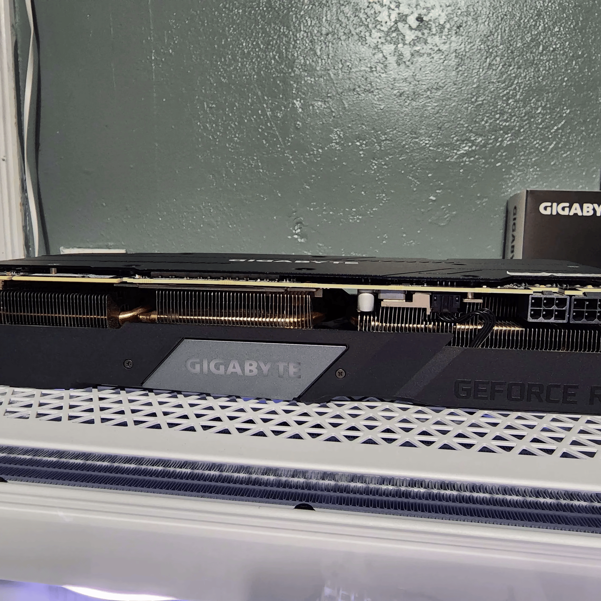 GIGABYTE GeForce RTX 2070 Super WINDFORCE 3X OC 8GB Graphic Card