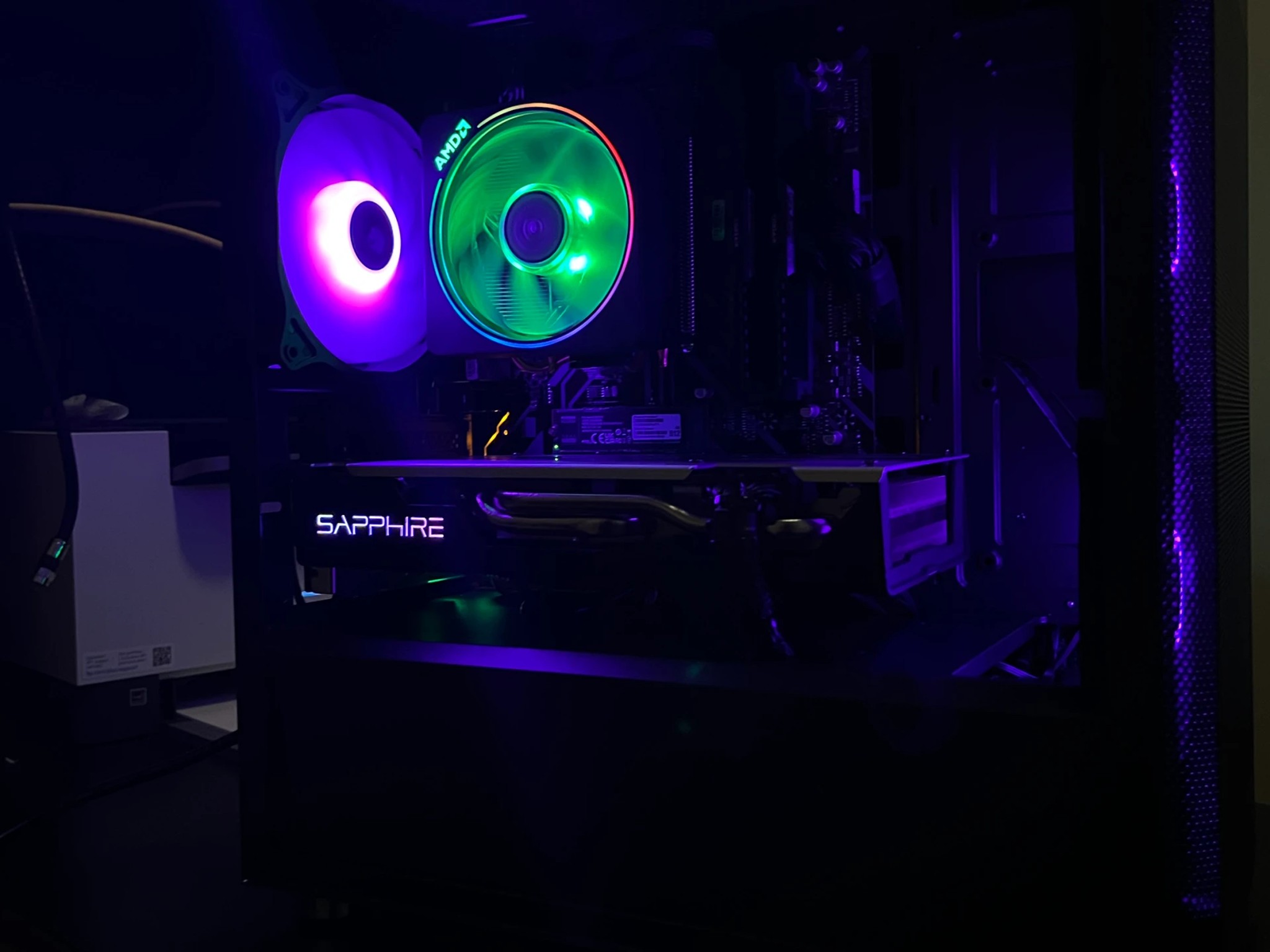 AMD Ryzen 7 2700x + rx 580 8gb +16 gb ram|| Gaming computer