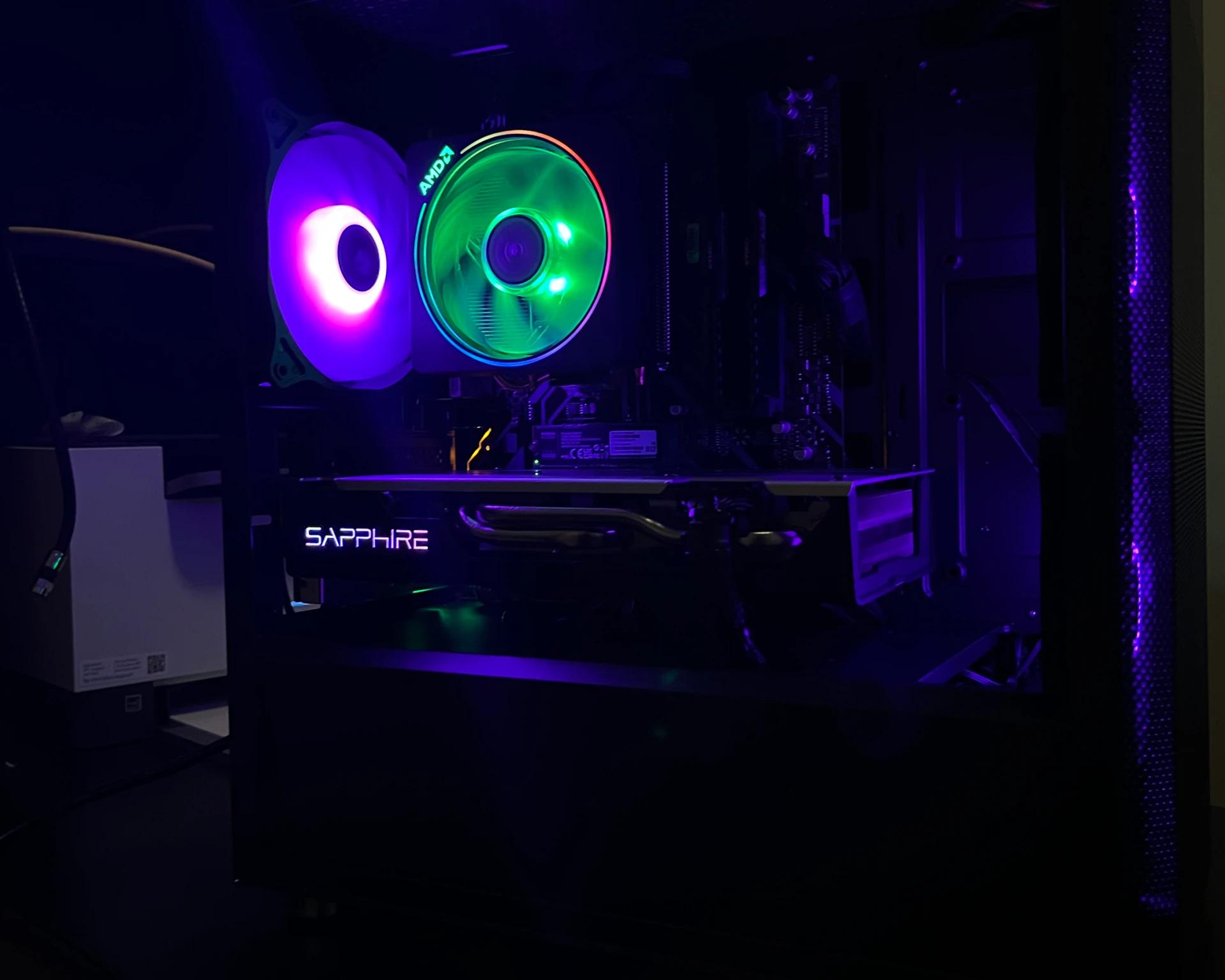 AMD Ryzen 7 2700x + rx 580 8gb +16 gb ram|| Gaming computer