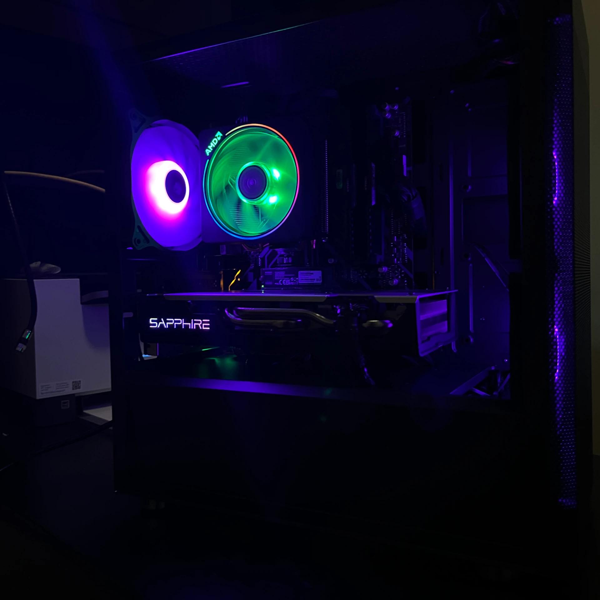 AMD Ryzen 7 2700x + rx 580 8gb +16 gb ram|| Gaming computer