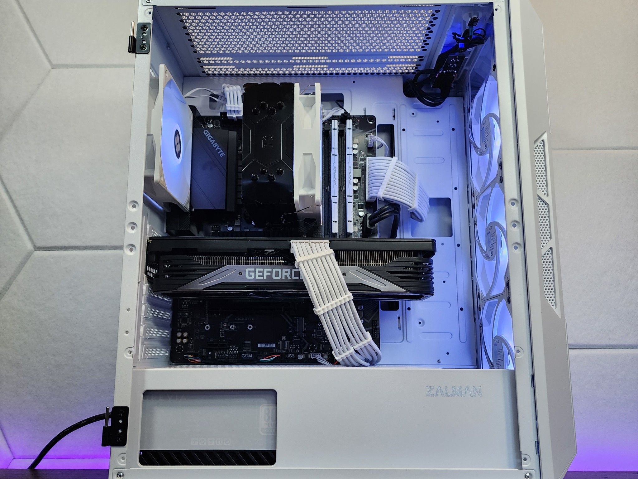 🤍💜RTX 3070 | Core i7 10700F | 32GB 3600MHz | 1TB NVMe SSD