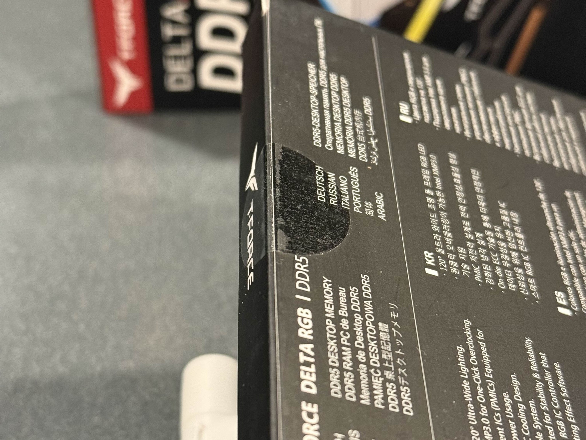 SEALED WHITE DDR5 6000 16GB T-FORCE DELTA - NEW