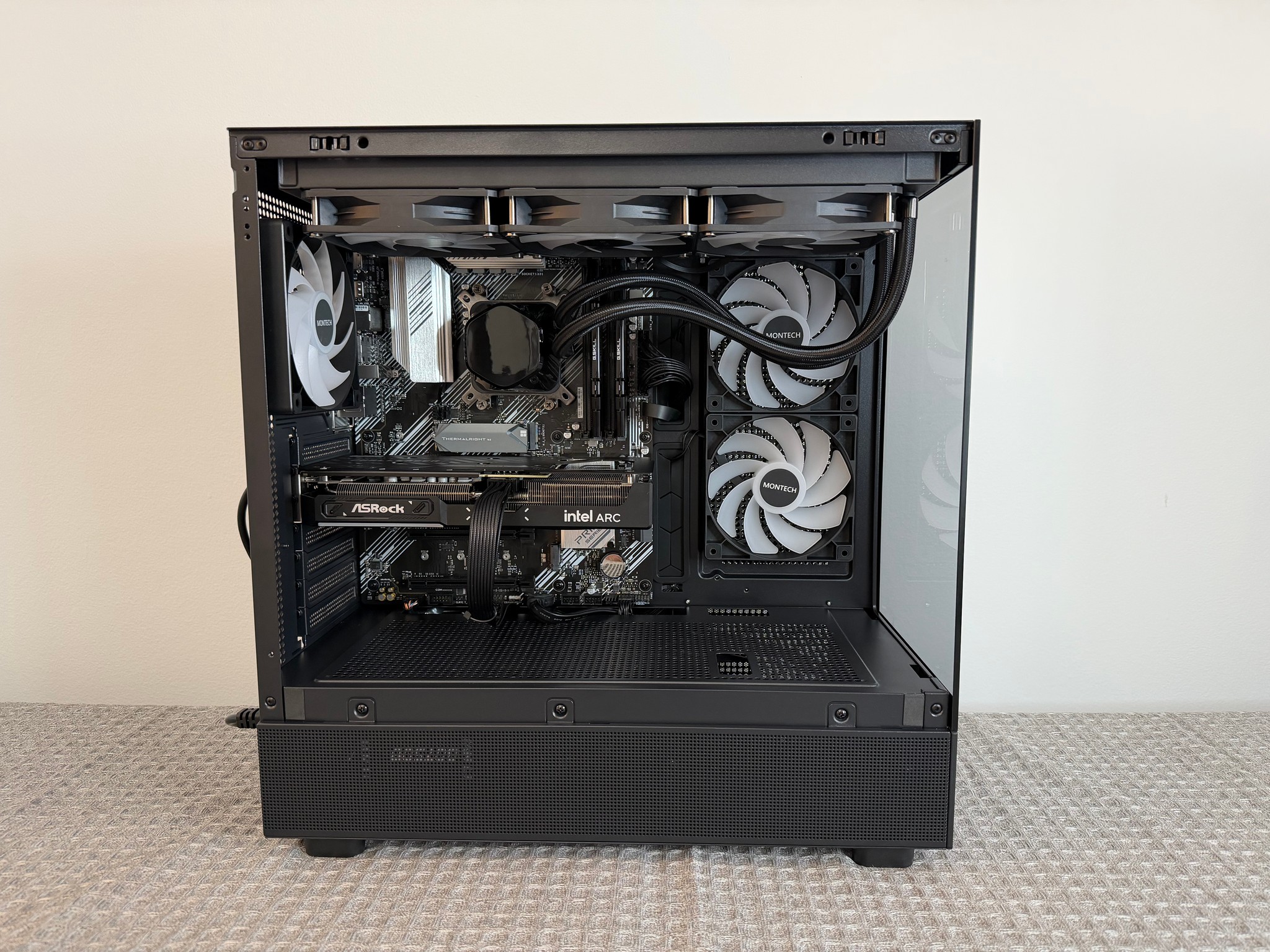 ARC B580 12GB OC • RYZEN 7 5800XT • B550 WIFI • 16GB DDR4 • 512GB SSD • 360MM AIO • NEW GAMING PC
