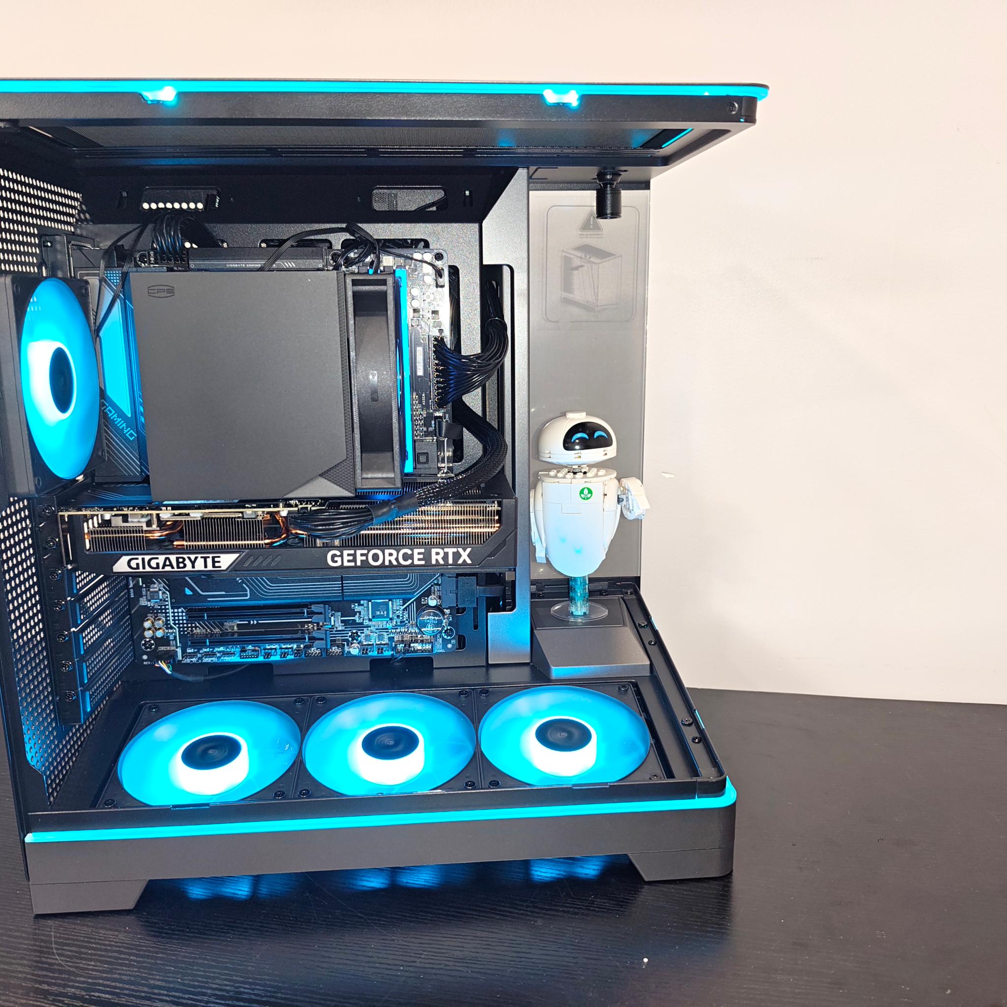 THE STAGE, custom 4k high end RTX 5070 Gaming pc with 32 gb of ddr5 ram!