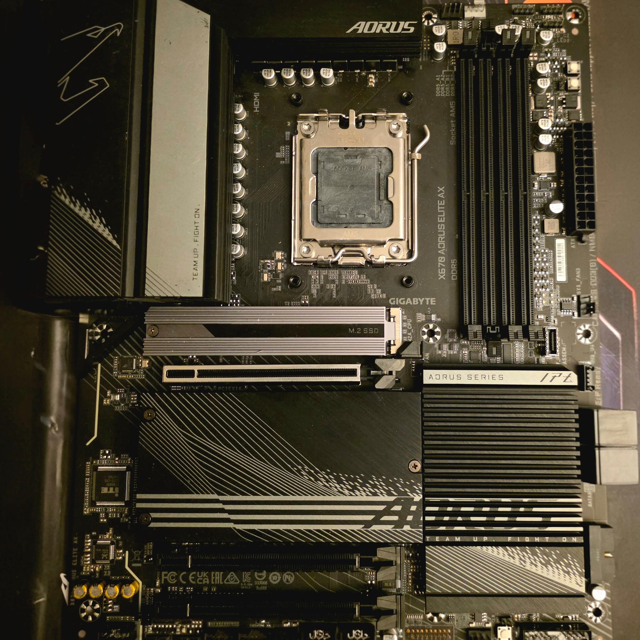 GIGABYTE X670 AORUS ELITE AX AM5 ATX AMD Motherboard