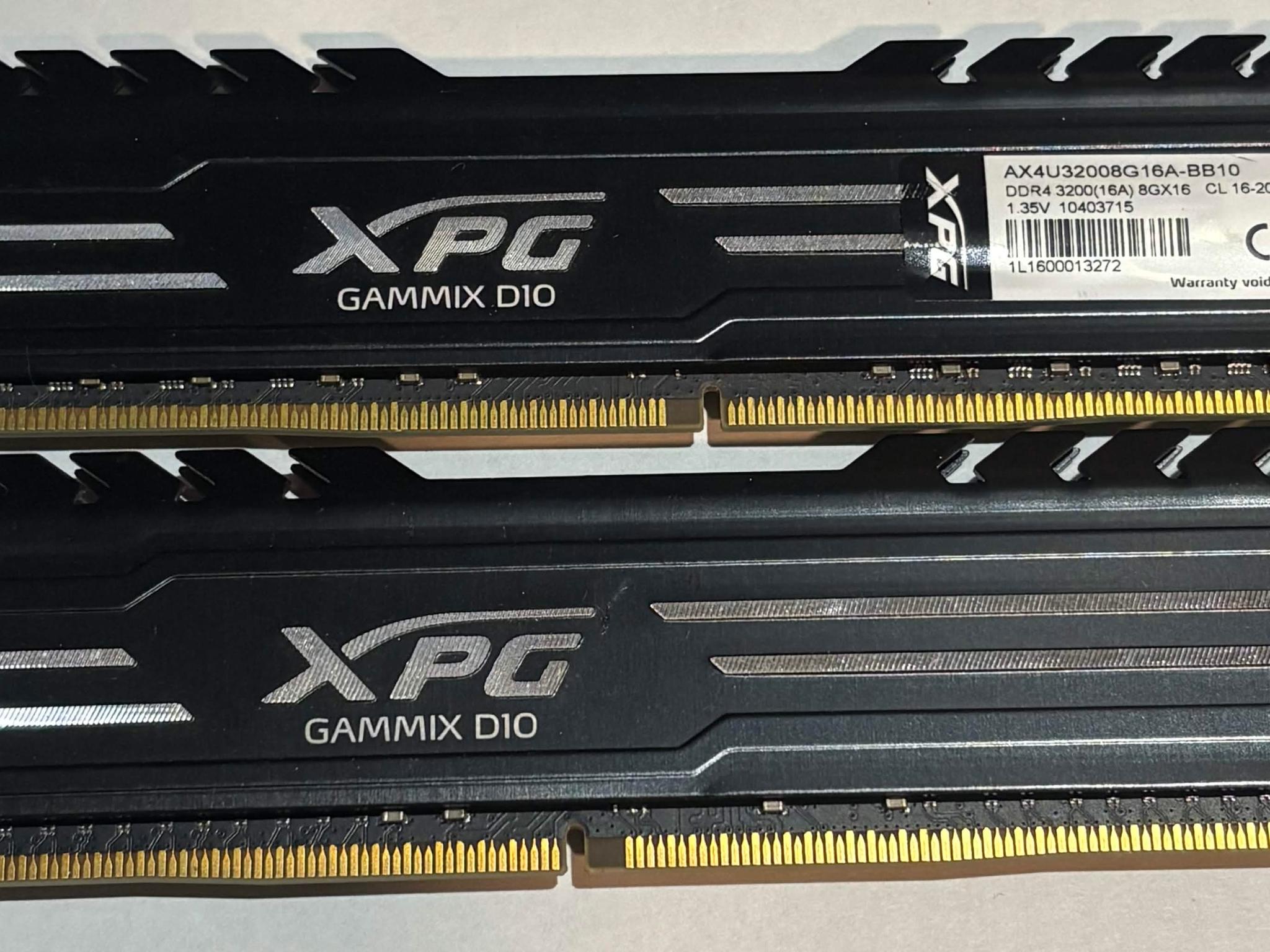 XPG Gammix D10 16GB (2x8GB) DDR4 3200MHz CL16 Gaming Memory Kit | Tested Working