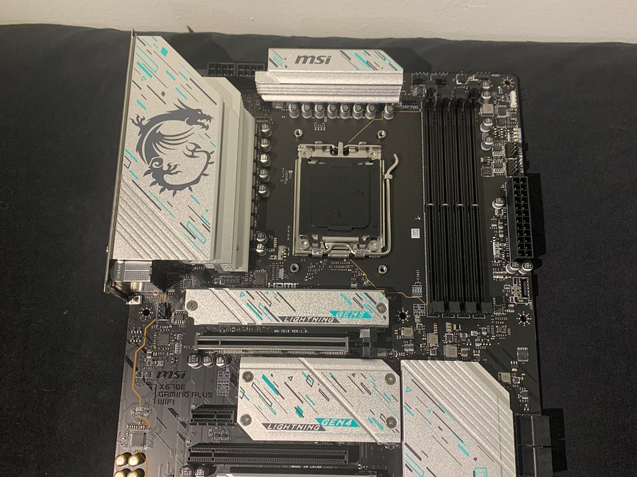 MSI X670E Gaming Plus WIFI