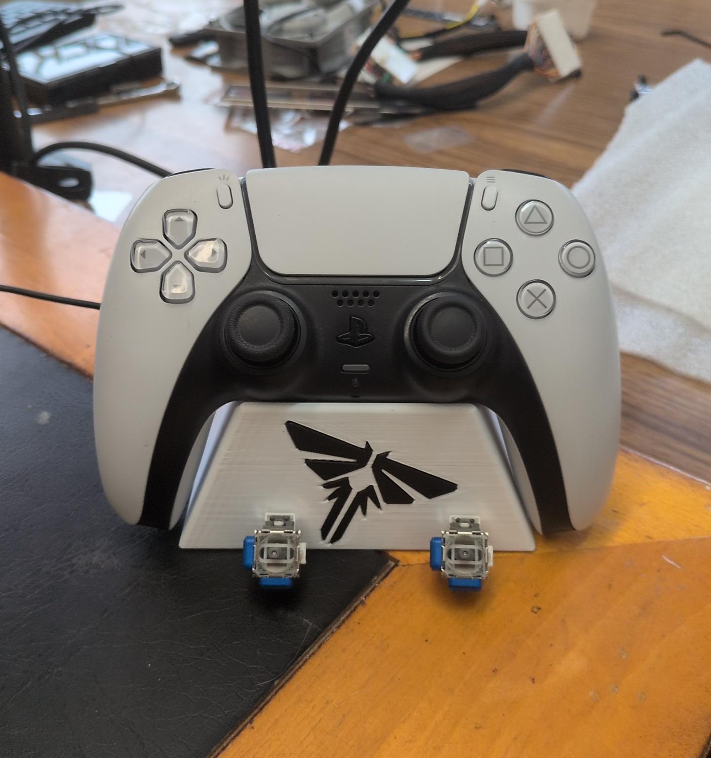 Ksilver J13+ TMR Upgraded White PS5 Dualsense Cosmetic Grade B