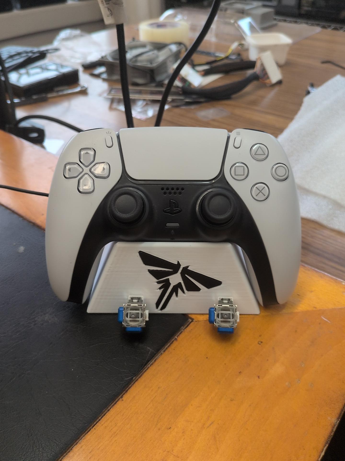 Ksilver J13+ TMR Upgraded White PS5 Dualsense Cosmetic Grade B