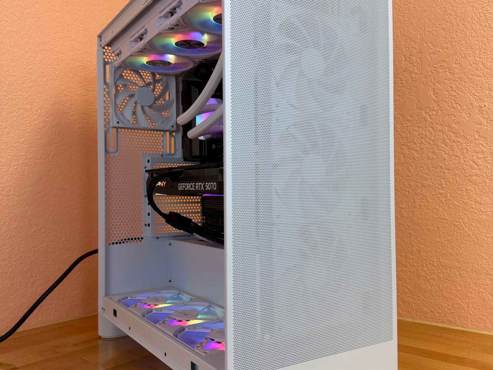 Whiteout Ryzen 7 9800X3D + RTX 5070 Gaming PC | 32GB DDR5 | 1TB NVMe