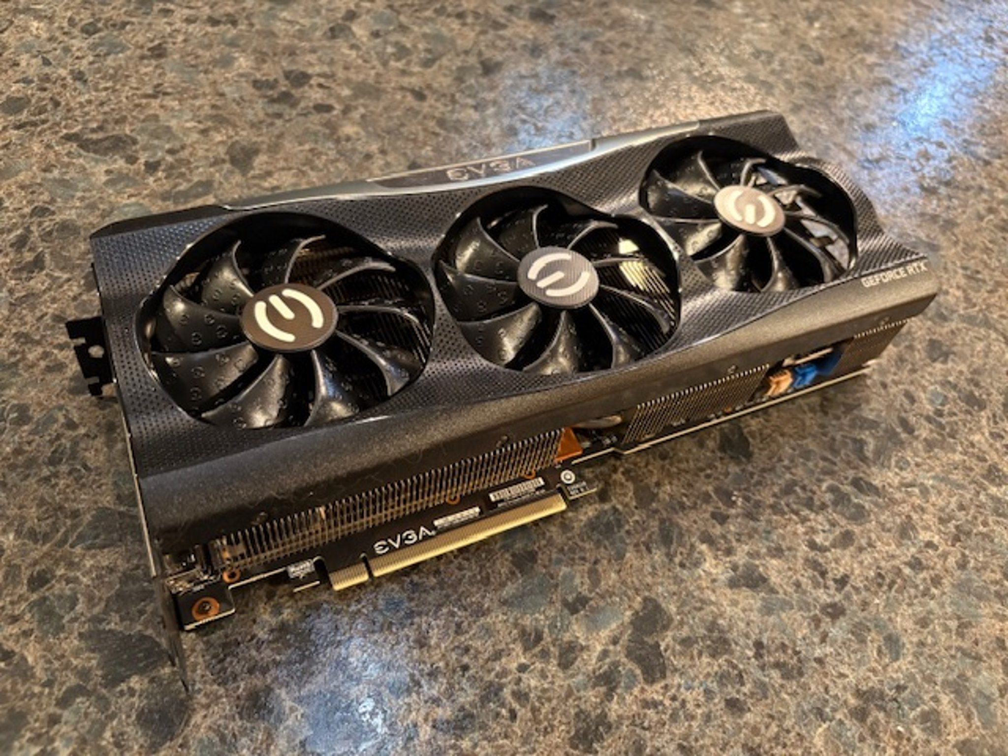 EVGA GeForce Nvidia RTX 3080 FTW3 ULTRA GAMING 10G-P5-3897-KL 10GB GDDR6X