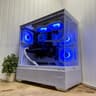 🧊 Arctic Phantom V2 – Ryzen 7600X | RTX 5060 | 32GB DDR5 | 1TB NVMe|240mm AIO | Whiteout Bu...