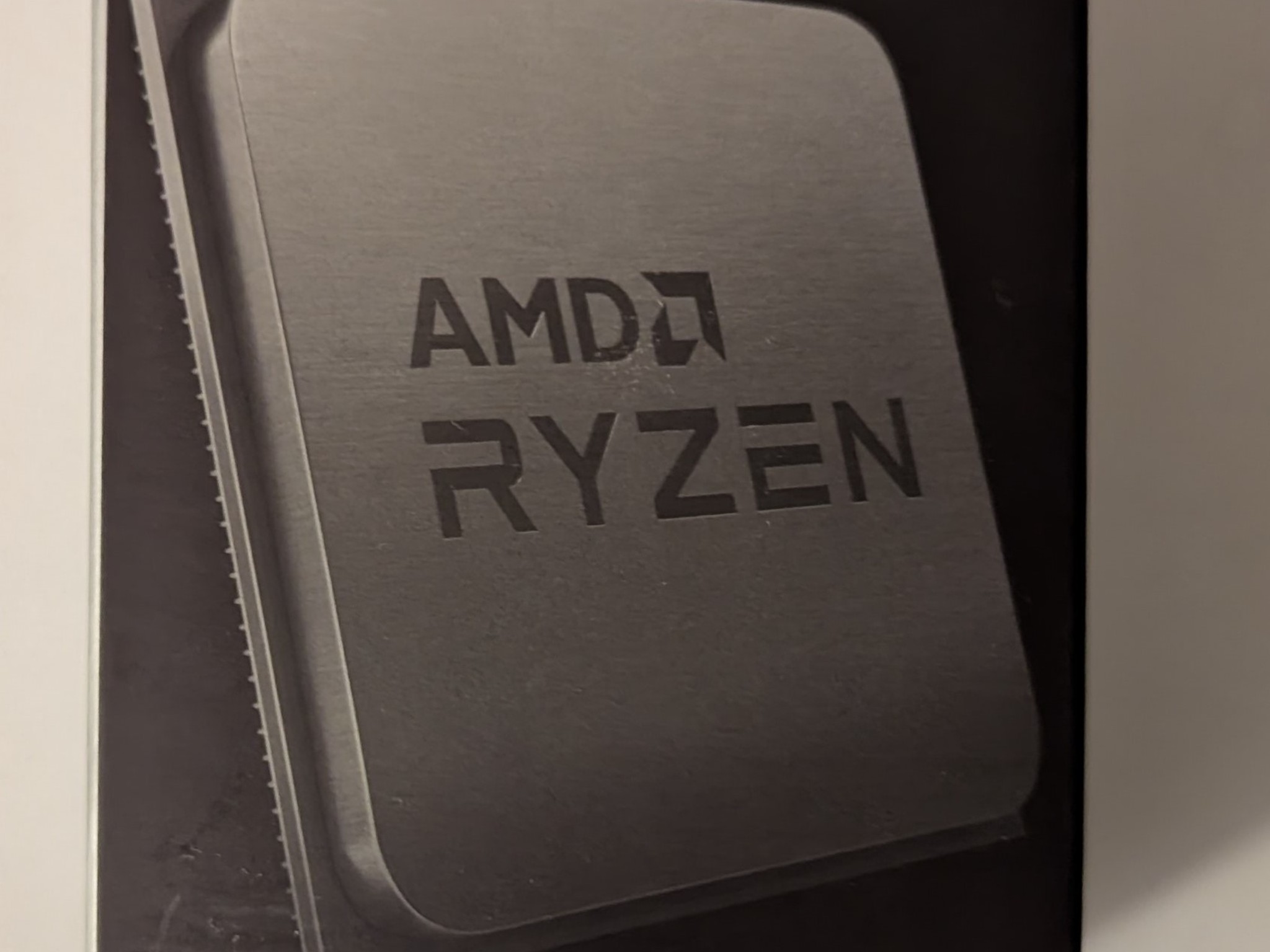 AMD Ryzen 7 5800X3D AM4 8-Core Processor With 3D V-Cache + Original Box