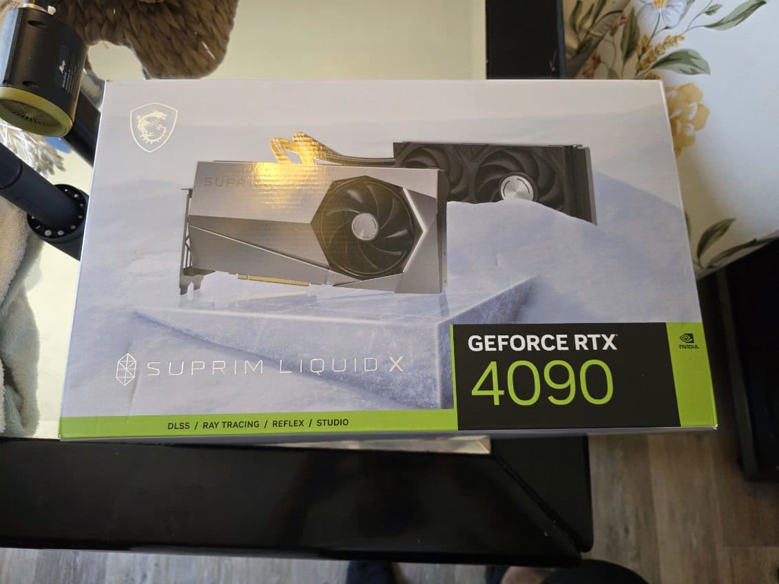 RTX 4090 Suprim Liquid X MSI
