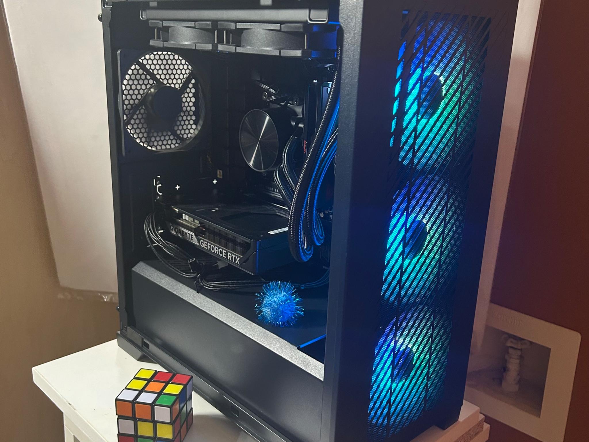 4th of July sale! Great looking AM5 Future proof gaming beast!