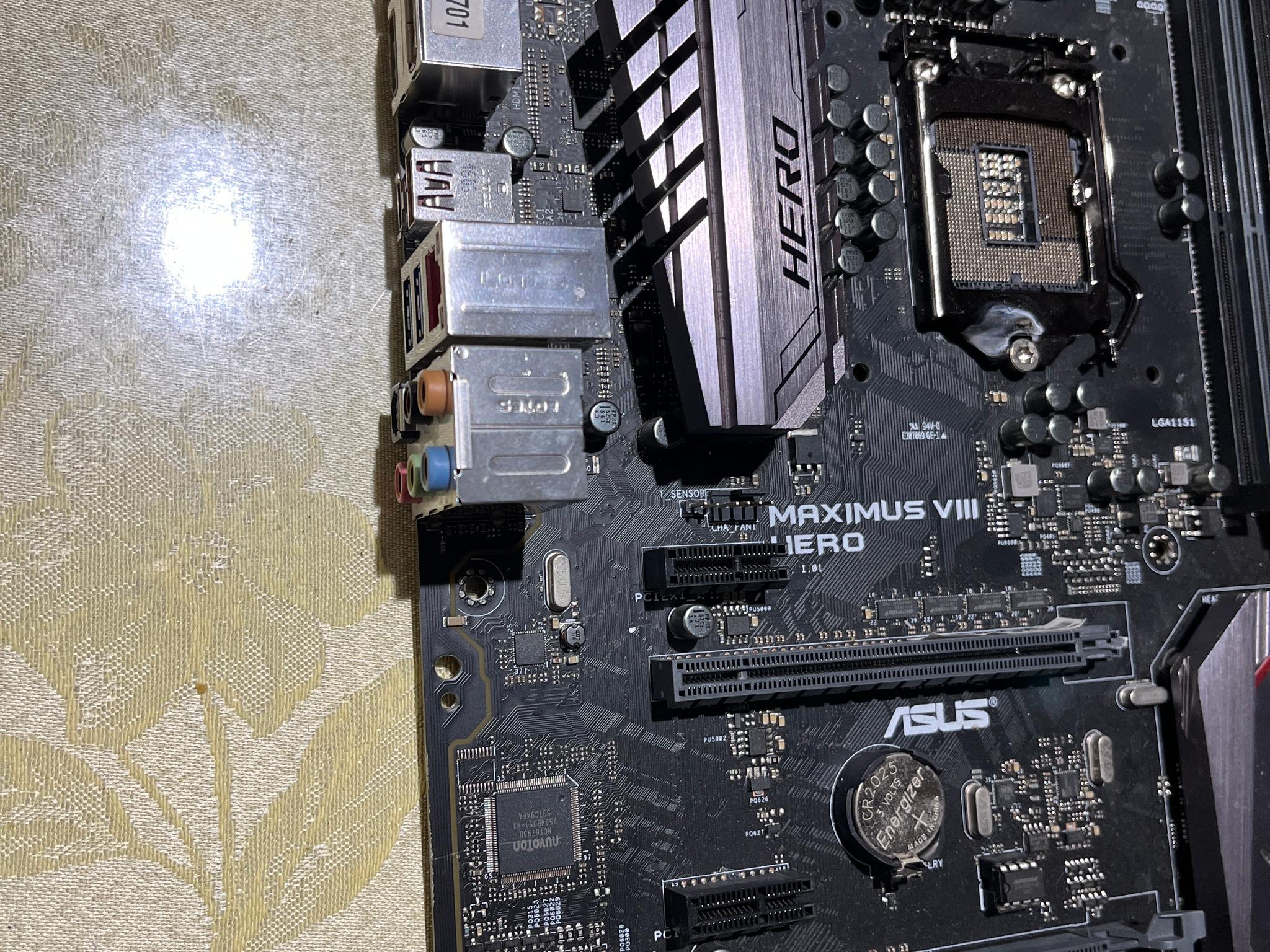 ASUS MAXIMUS VIII HERO LGA 1151 Motherboard – Parts / Not Working – Bent Pins