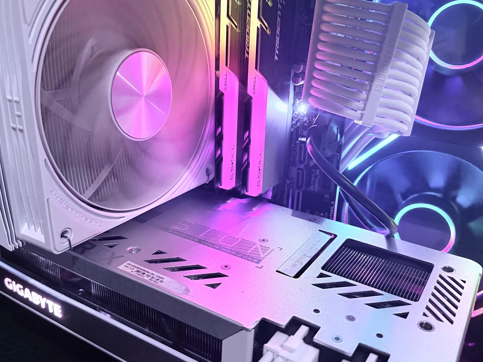 ⚪️"Ghost Spectrum"🌈| 1440p Gaming | RTX 3080 | i7 11700 | 32GB Ram | 1TB SSD | Free ShIpping