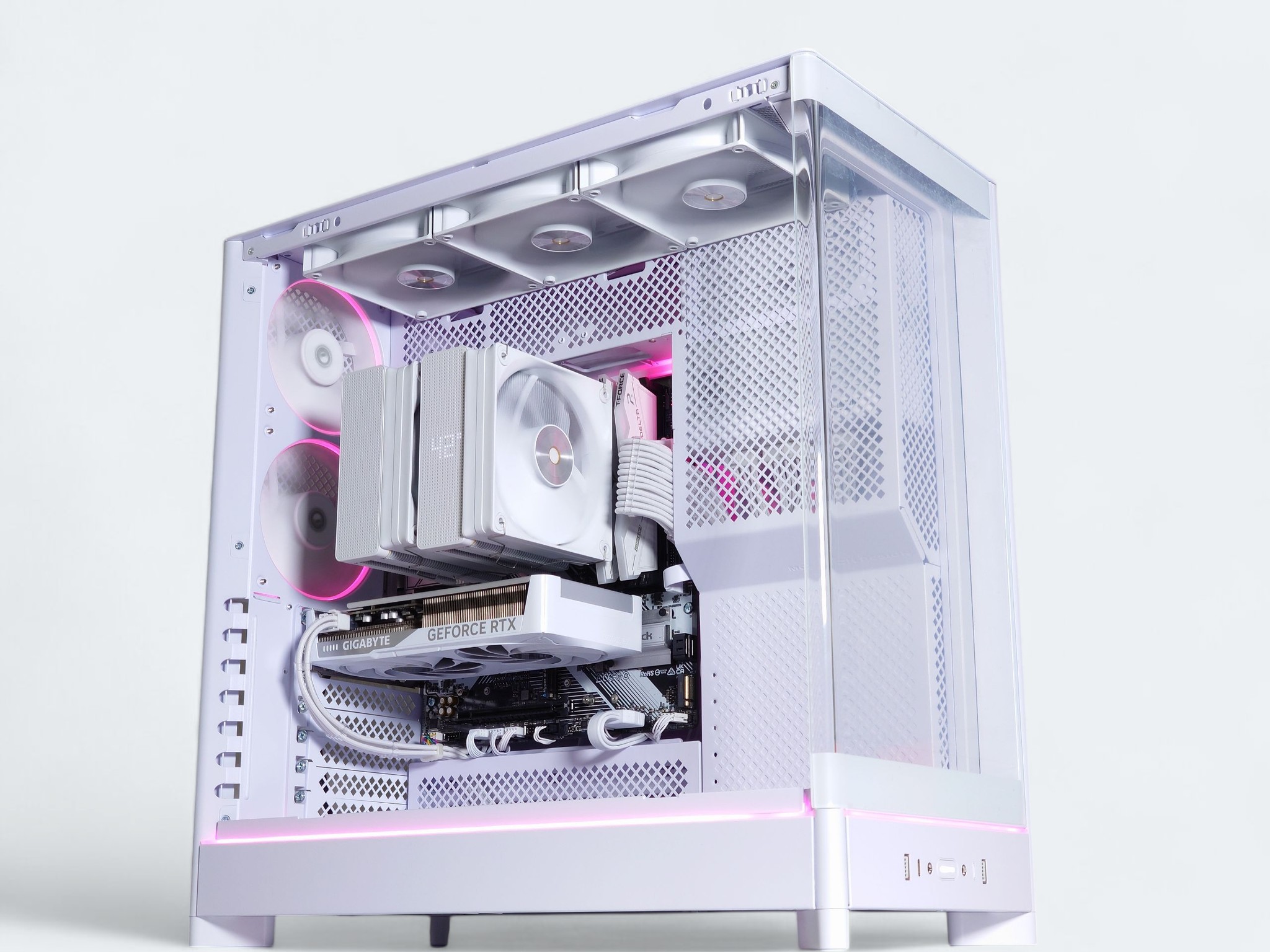 🌬️🥶Iceberg Gaming PC🧊Nvidia RTX 5060 Ti 16GB❄️AMD Ryzen 7 7700❄️32GB DDR5❄️ 1TB