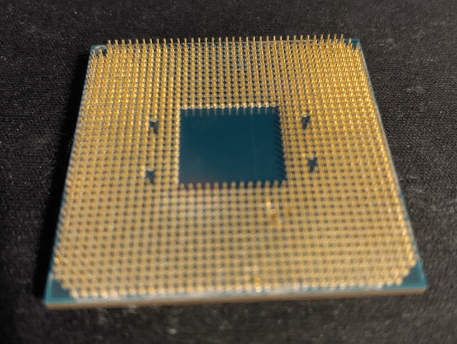 *AS IS* FEW BENT PINS RYZEN 5 3600