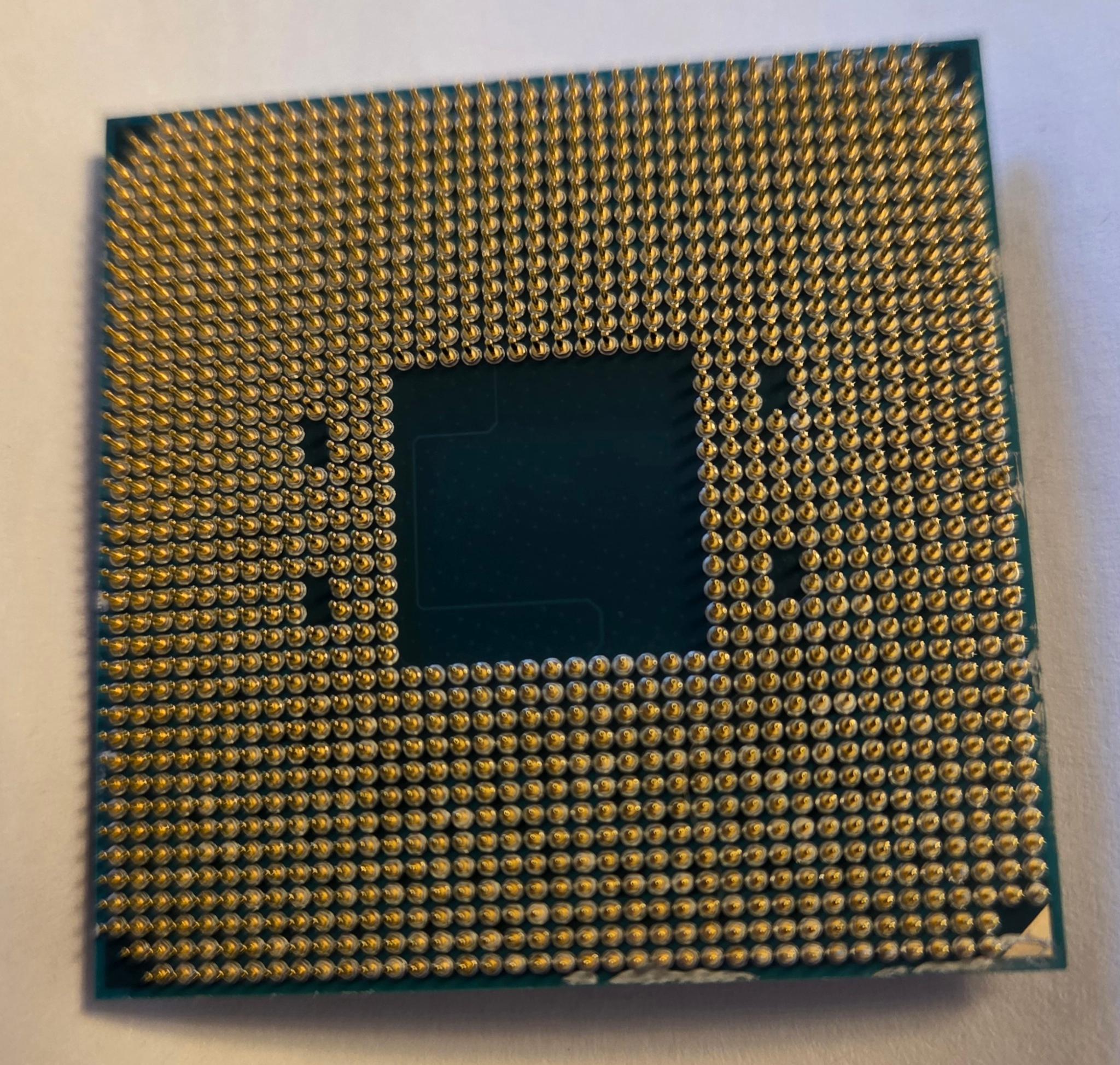 AMD Ryzen 3 Pro 2200g