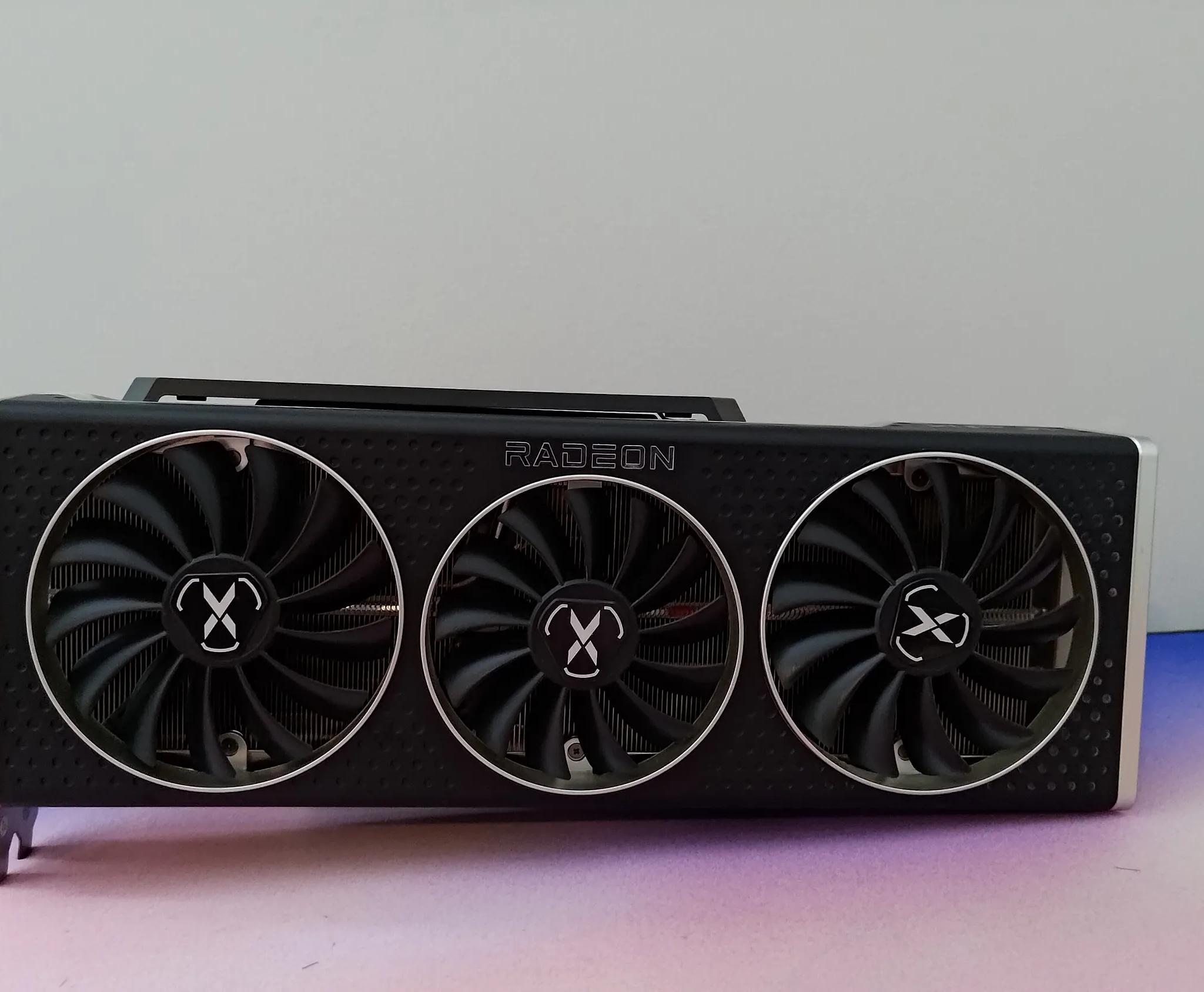 XFX Merc 319 RX 6800XT