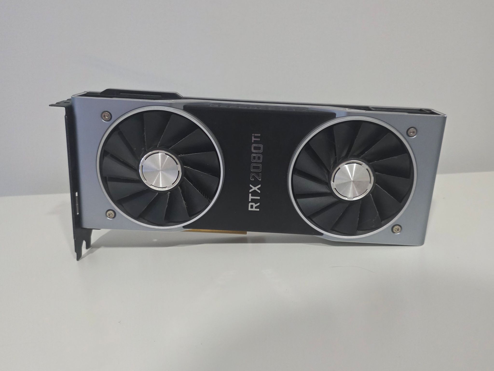 NVIDIA GeForce RTX 2080 Ti Founders Edition
