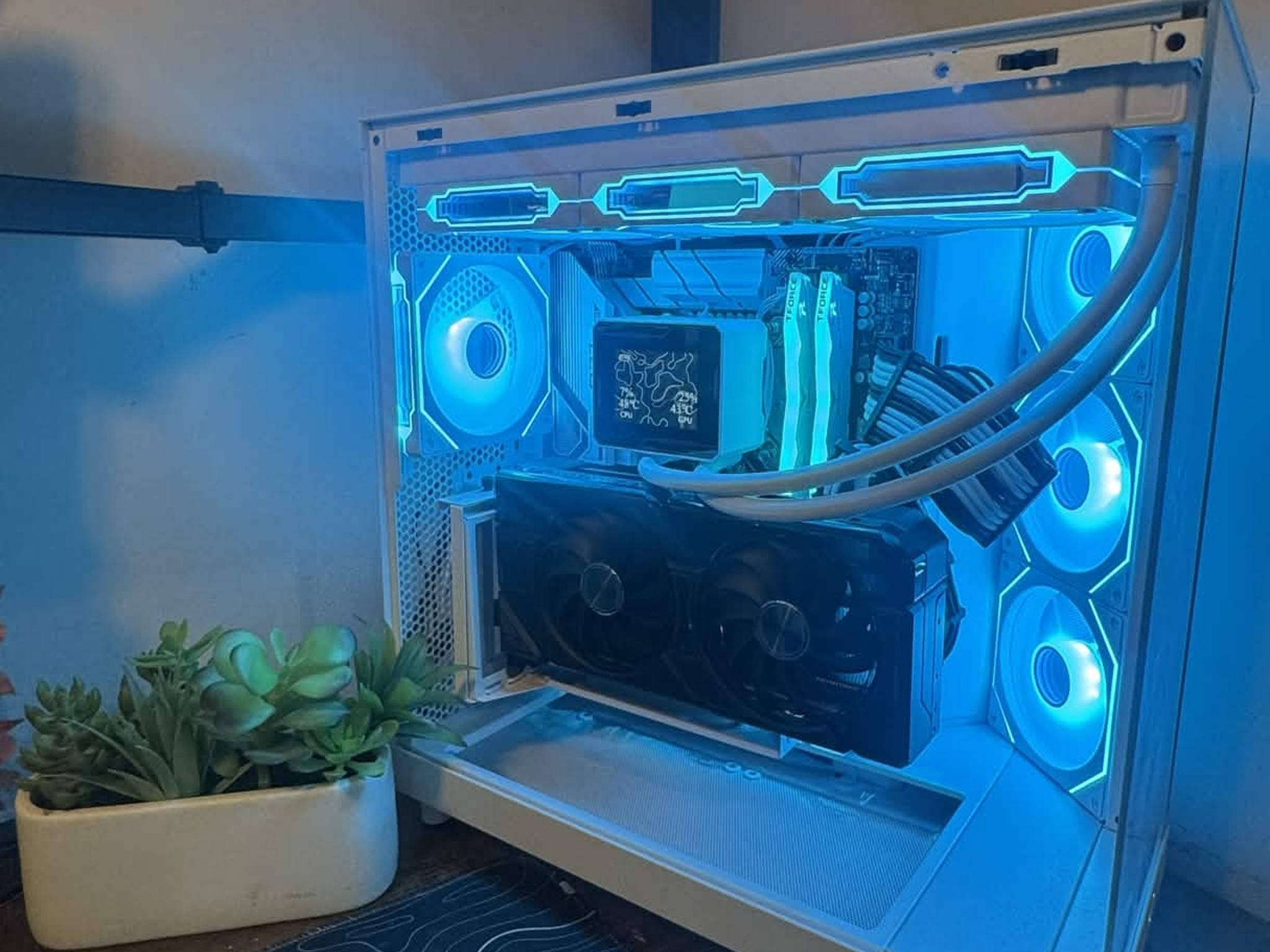 White/Black "Tuxedo" High End PC - i7 13700KF | RTX 4070 | 32GB DDR5