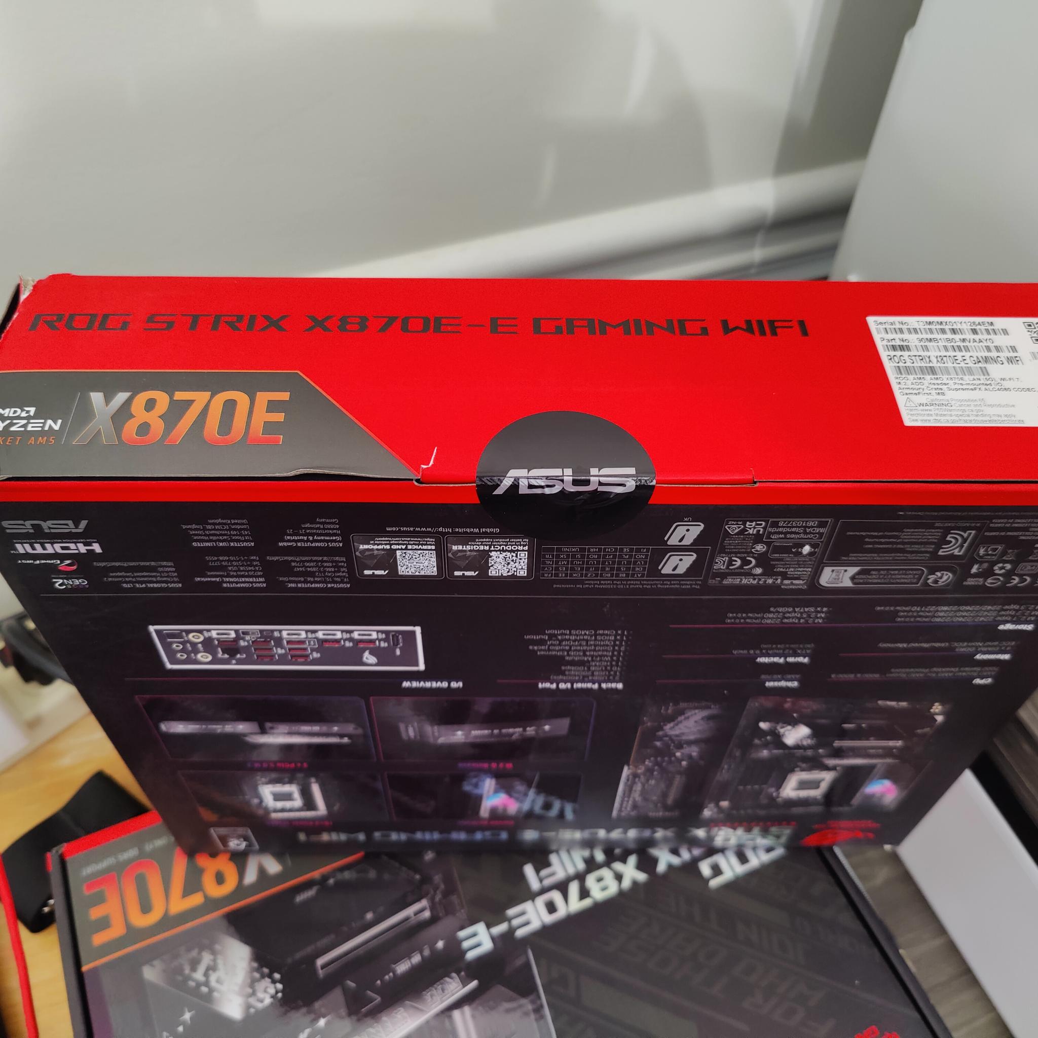 BNIB Asus Strix X870E-E