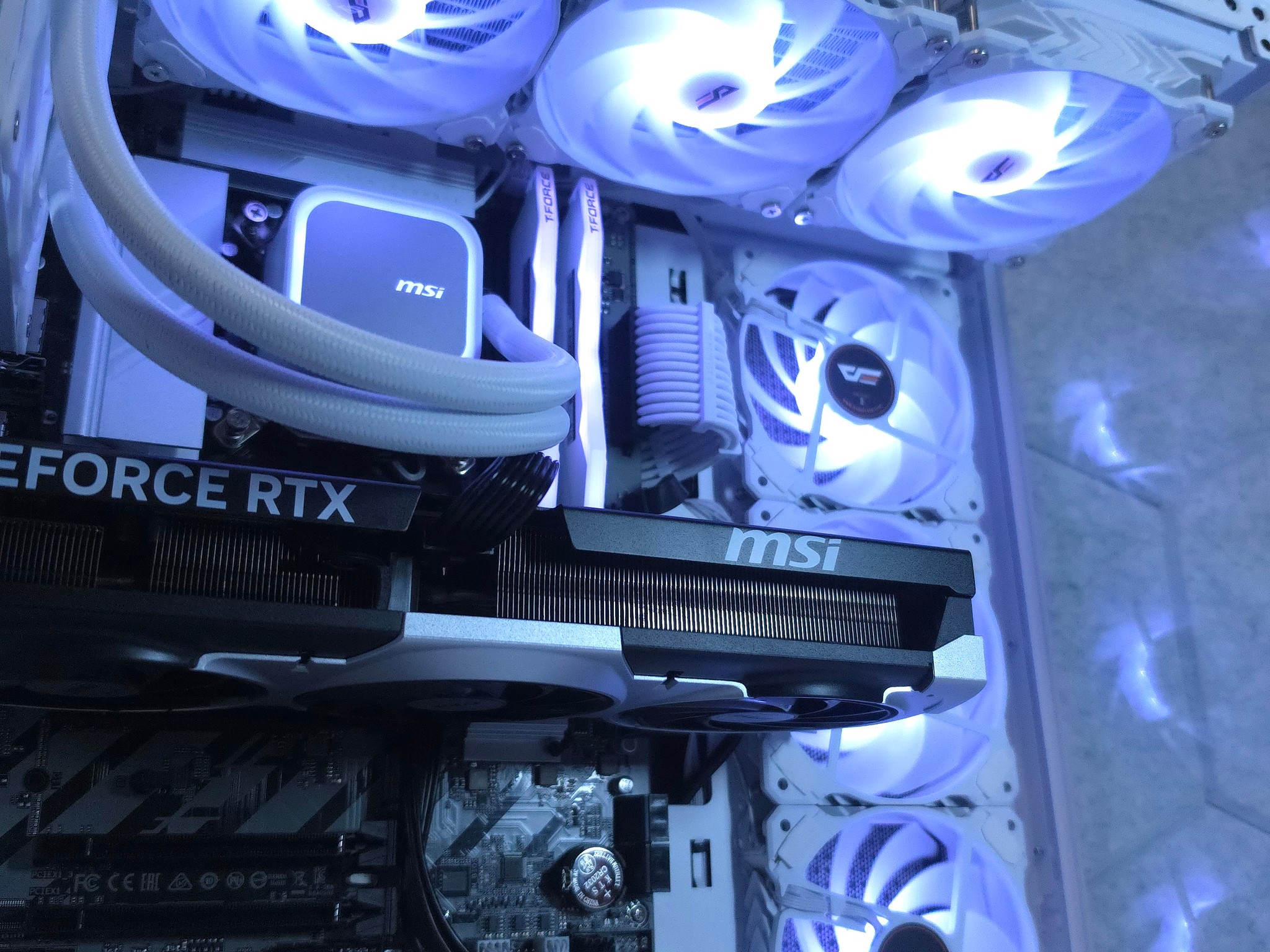 🤍 RTX 5070 | Core Ultra 7 265F | 1440p Gaming Computer