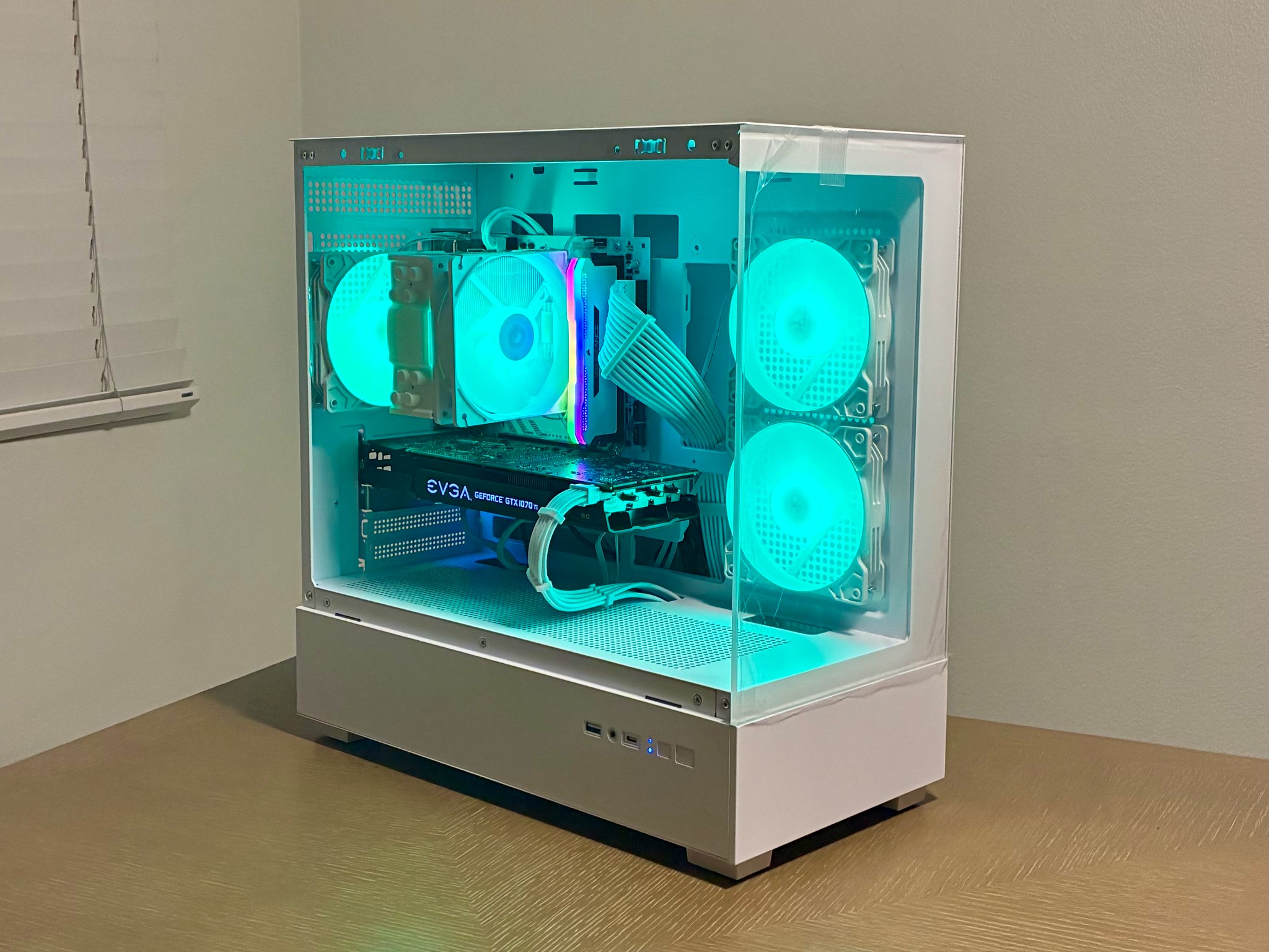 Budget Beast |GTX 1070 Ti | RYZEN 7 2700x | 16GB RAM | WIFI & BT| Windows 11 - 1080p